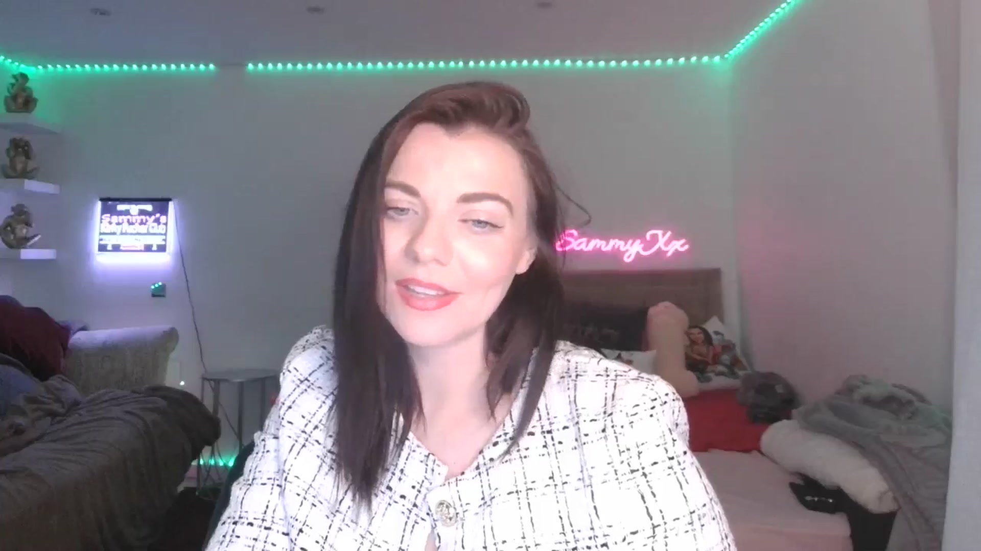 Gallery image thumbnail from innocentSamx's myfreecams stream on, 02/27/2025, 16:10 image 12 of 20