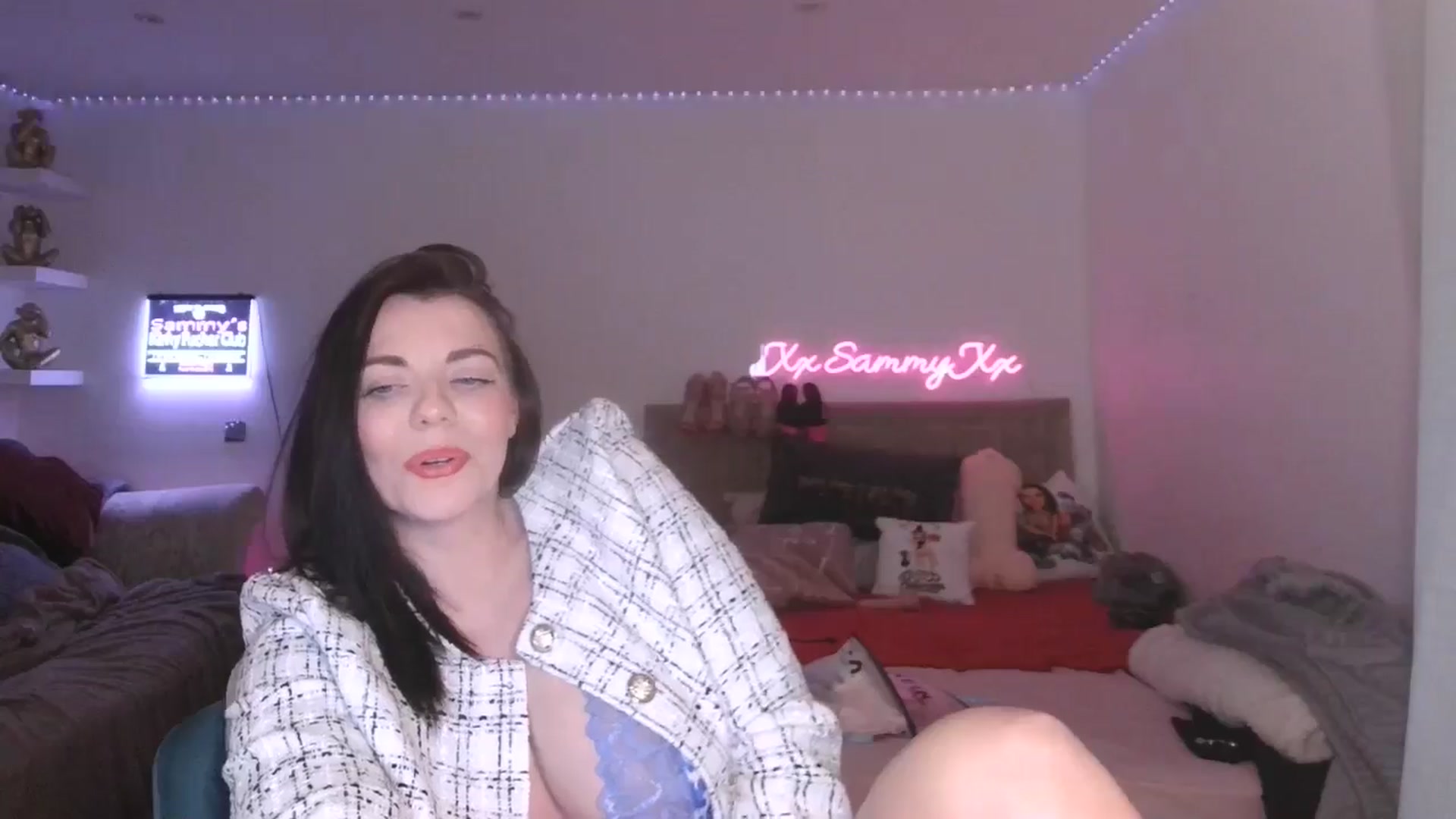 Gallery image thumbnail from innocentSamx's myfreecams stream on, 02/27/2025, 16:10 image 6 of 20