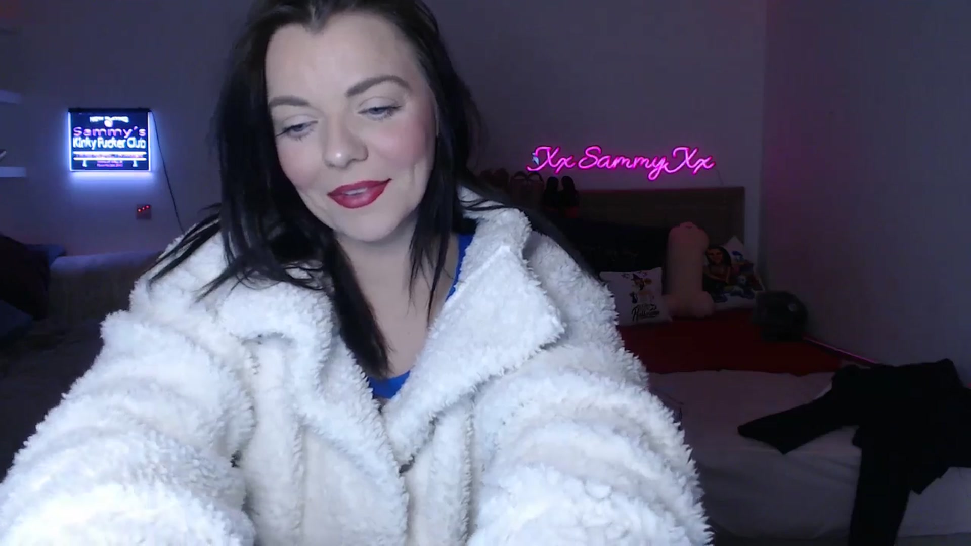 Gallery image thumbnail from innocentSamx's myfreecams stream on, 03/01/2025, 13:44 image 12 of 20