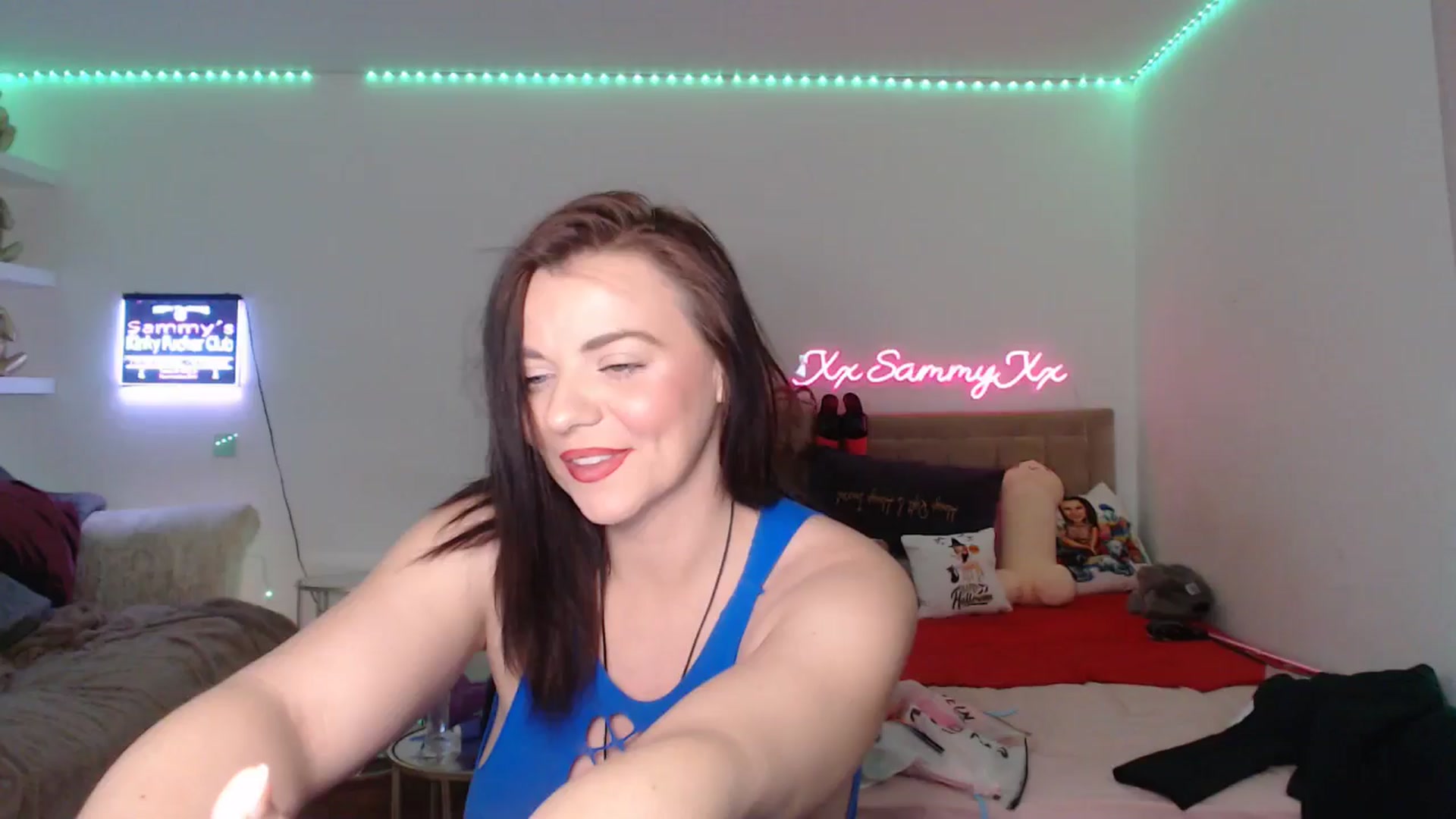 Gallery image thumbnail from innocentSamx's myfreecams stream on, 03/01/2025, 15:10 image 8 of 20