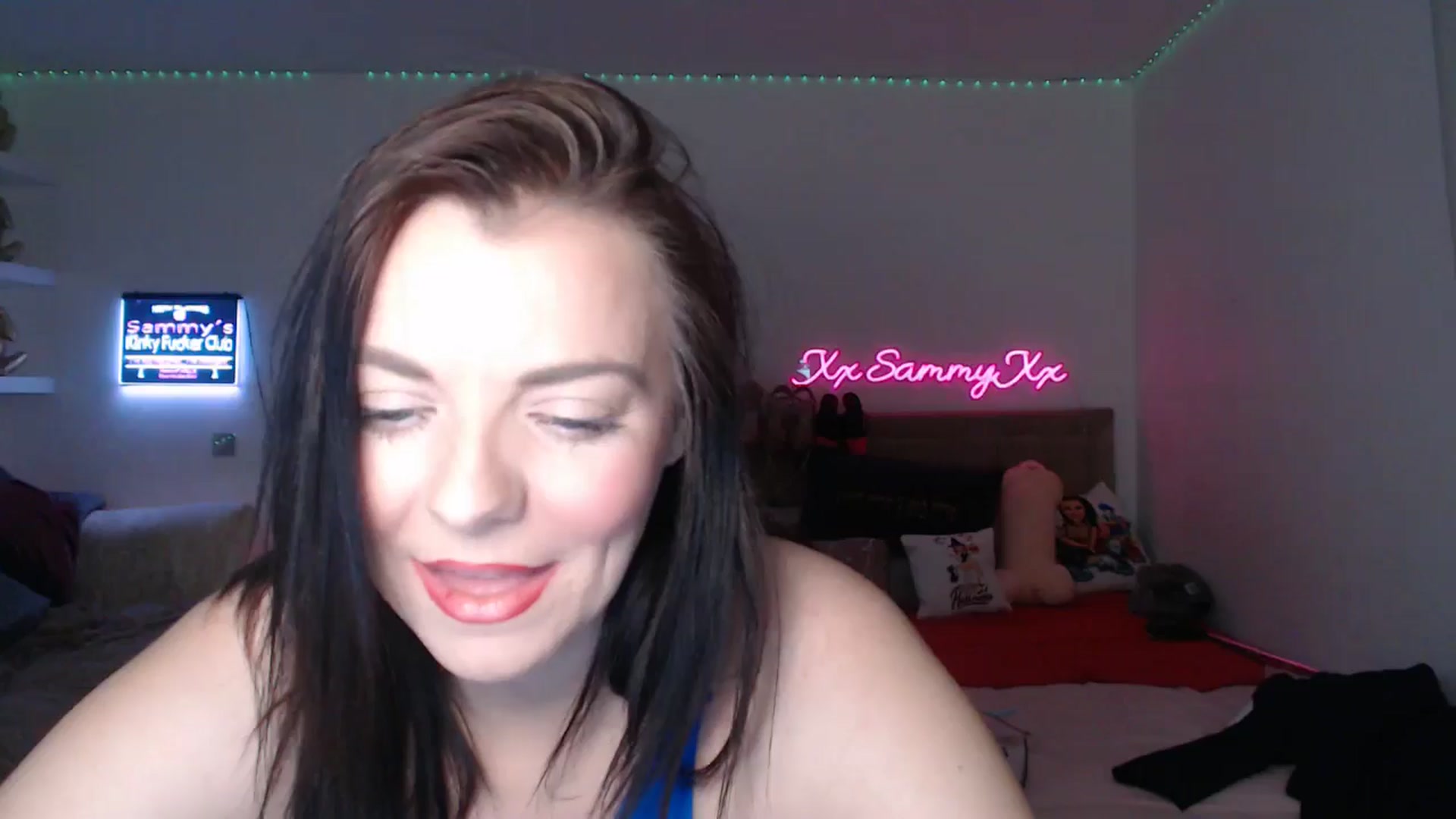 Gallery image thumbnail from innocentSamx's myfreecams stream on, 03/01/2025, 15:10 image 15 of 20