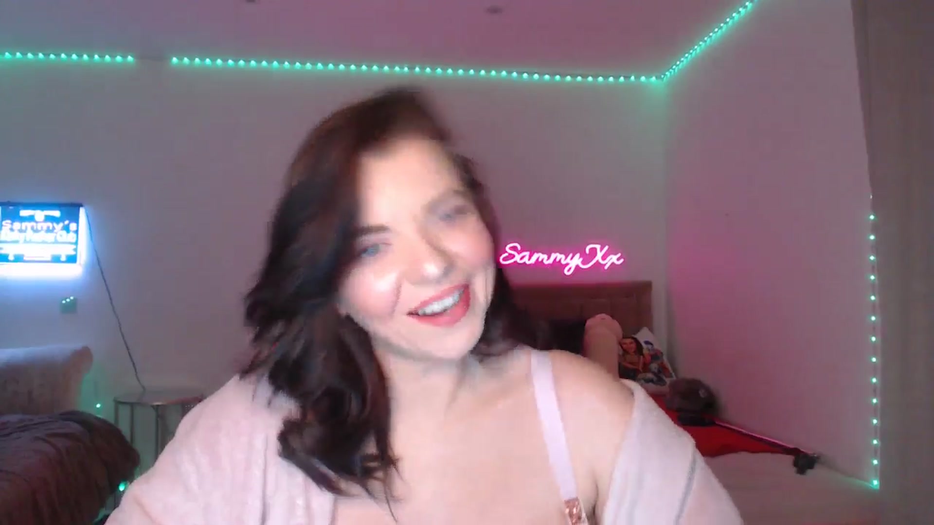 Gallery image thumbnail from innocentSamx's myfreecams stream on, 03/04/2025, 22:03 image 10 of 20