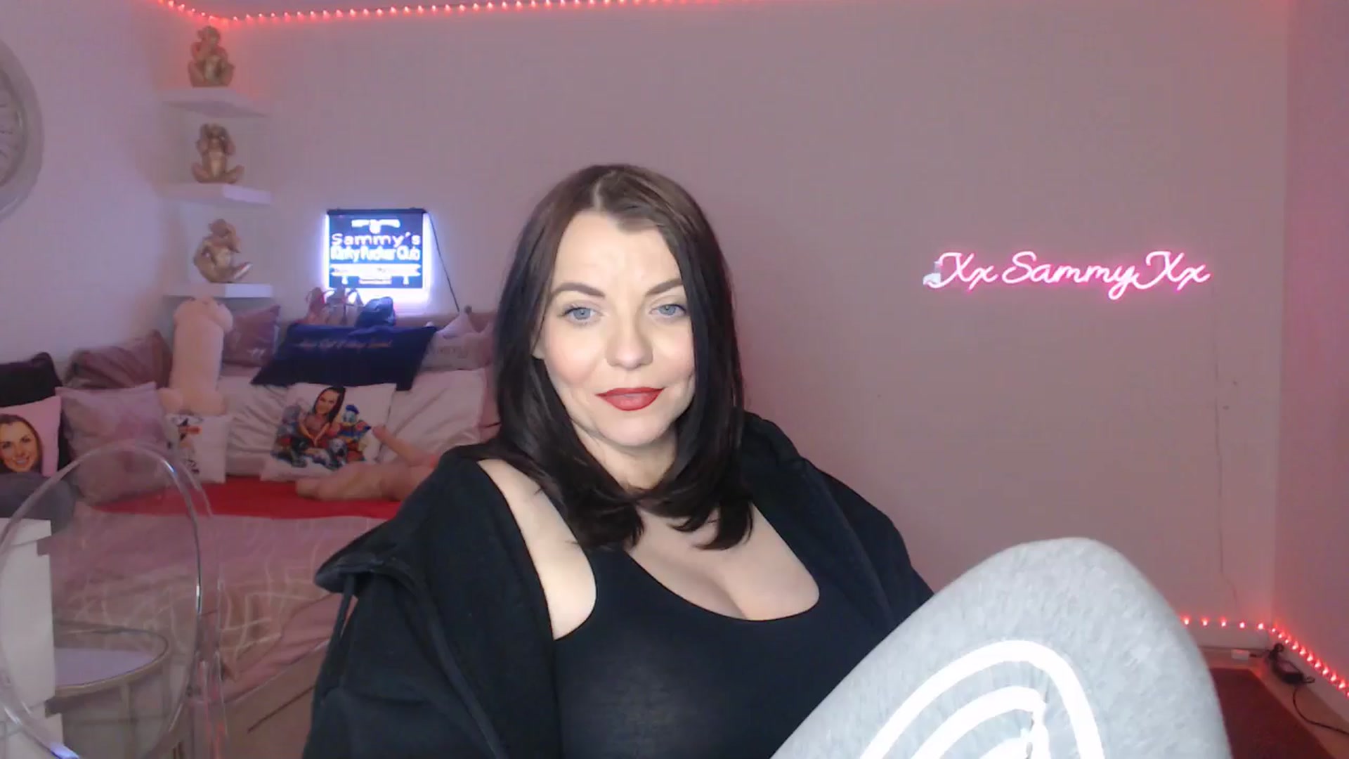 Gallery image thumbnail from innocentSamx's myfreecams stream on, 03/08/2025, 14:34 image 6 of 20