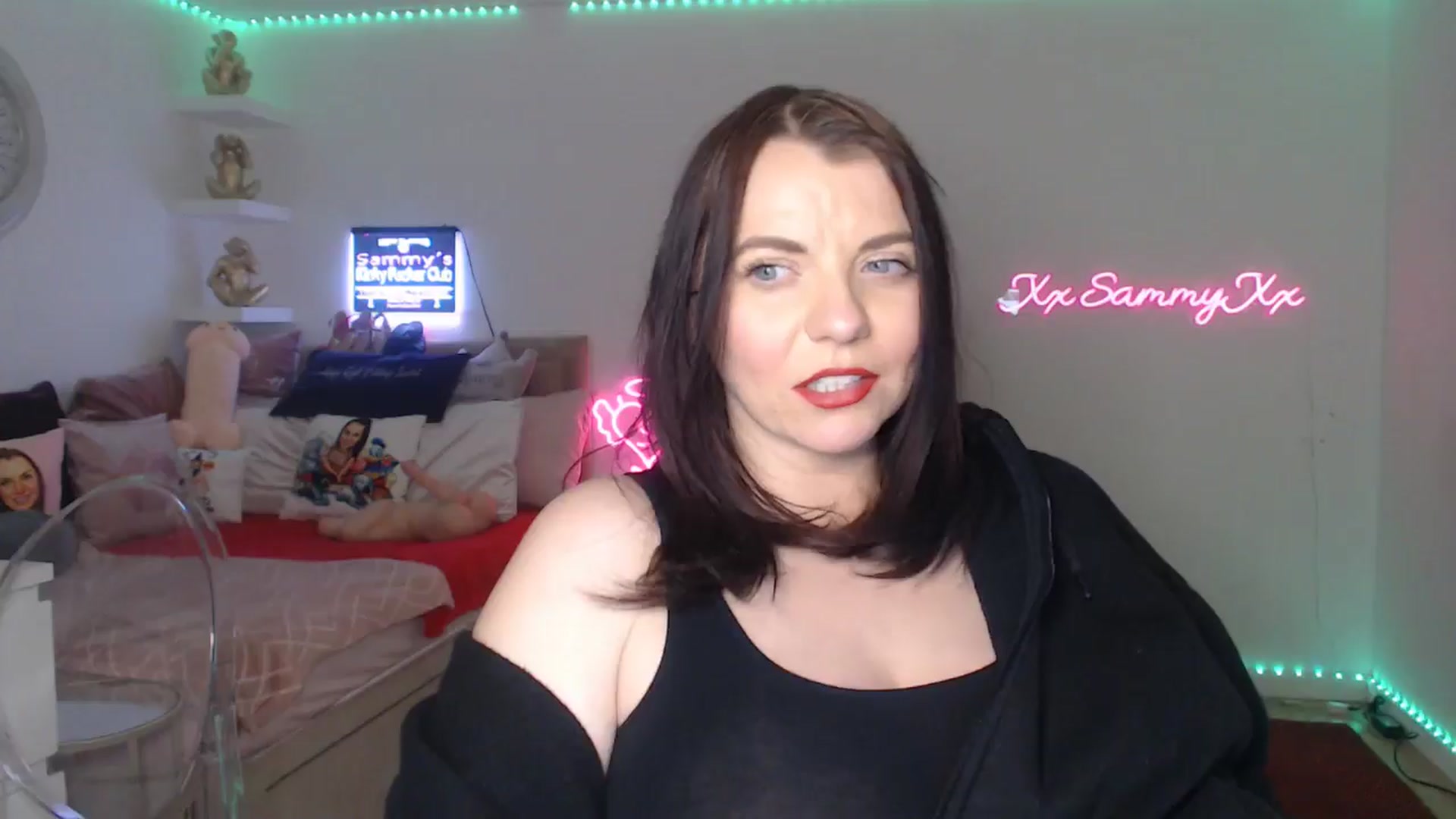 Gallery image thumbnail from innocentSamx's myfreecams stream on, 03/08/2025, 14:34 image 19 of 20