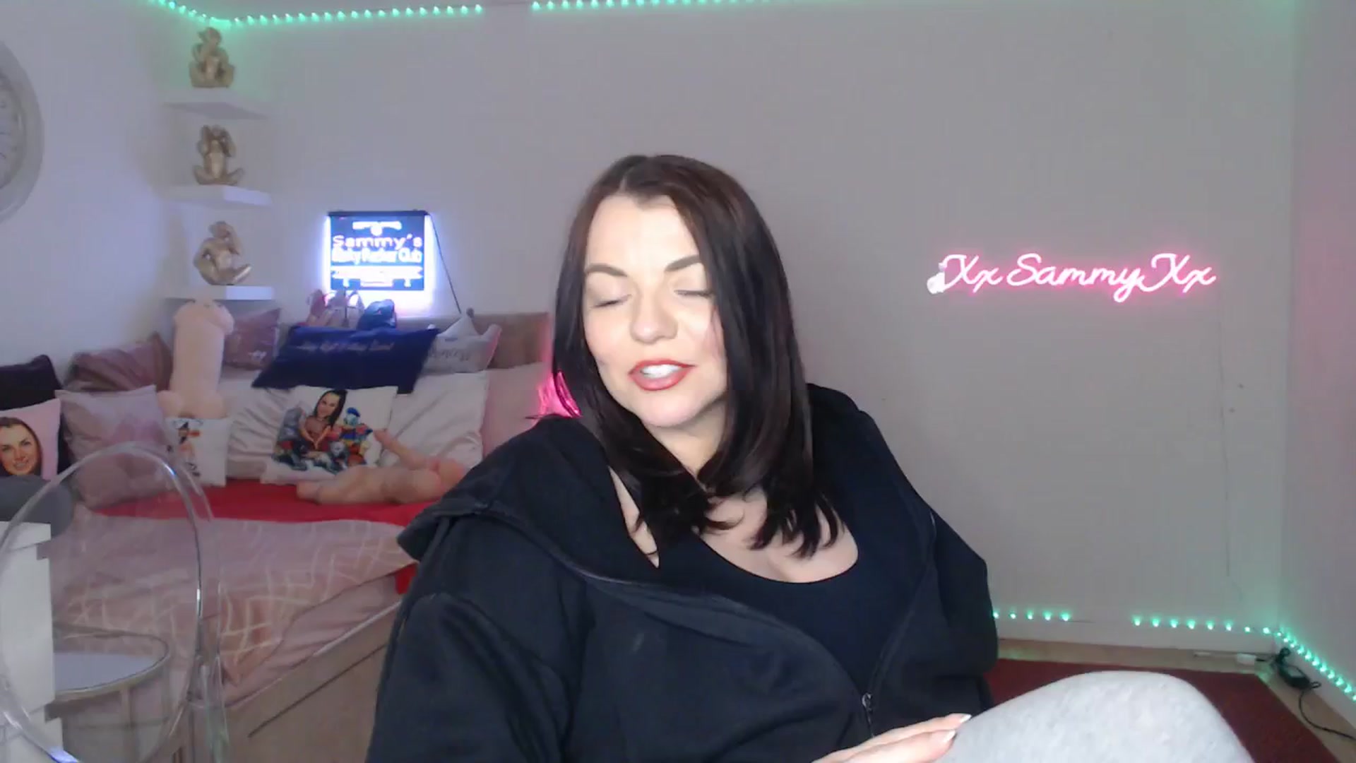 Gallery image thumbnail from innocentSamx's myfreecams stream on, 03/08/2025, 15:21 image 3 of 20