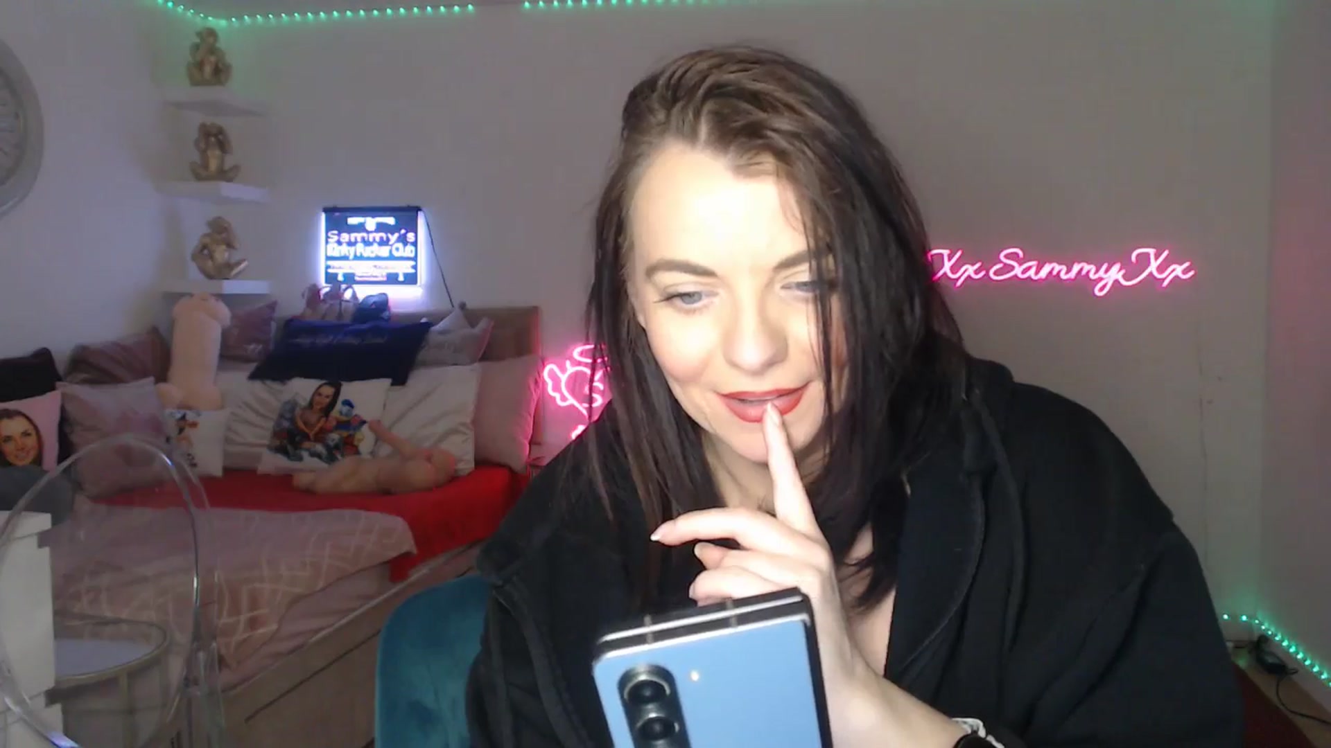 Gallery image thumbnail from innocentSamx's myfreecams stream on, 03/08/2025, 15:38 image 3 of 20