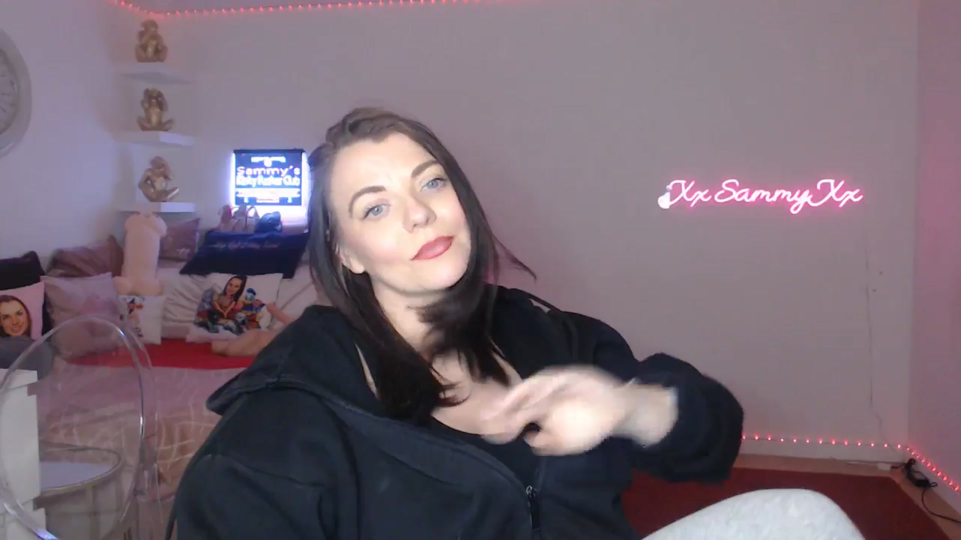 Gallery image thumbnail from innocentSamx's myfreecams stream on, 03/08/2025, 15:38 image 15 of 20
