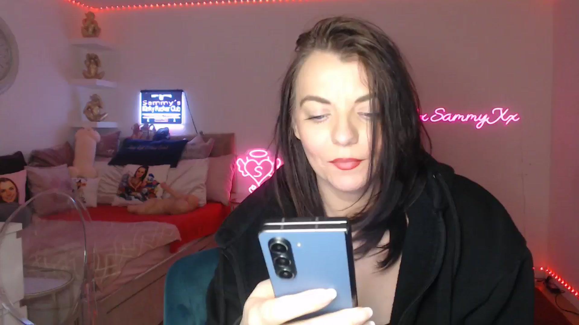 Gallery image thumbnail from innocentSamx's myfreecams stream on, 03/08/2025, 15:38 image 5 of 20