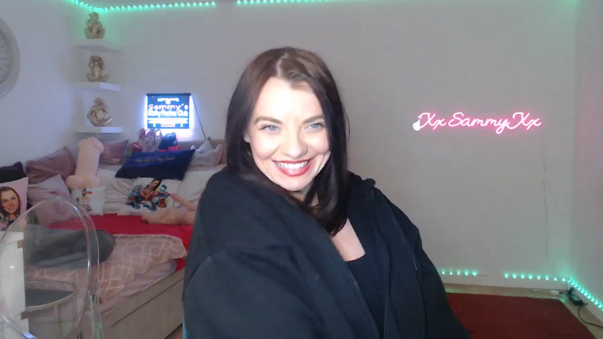 Gallery image thumbnail from innocentSamx's myfreecams stream on, 03/08/2025, 16:46 image 10 of 20