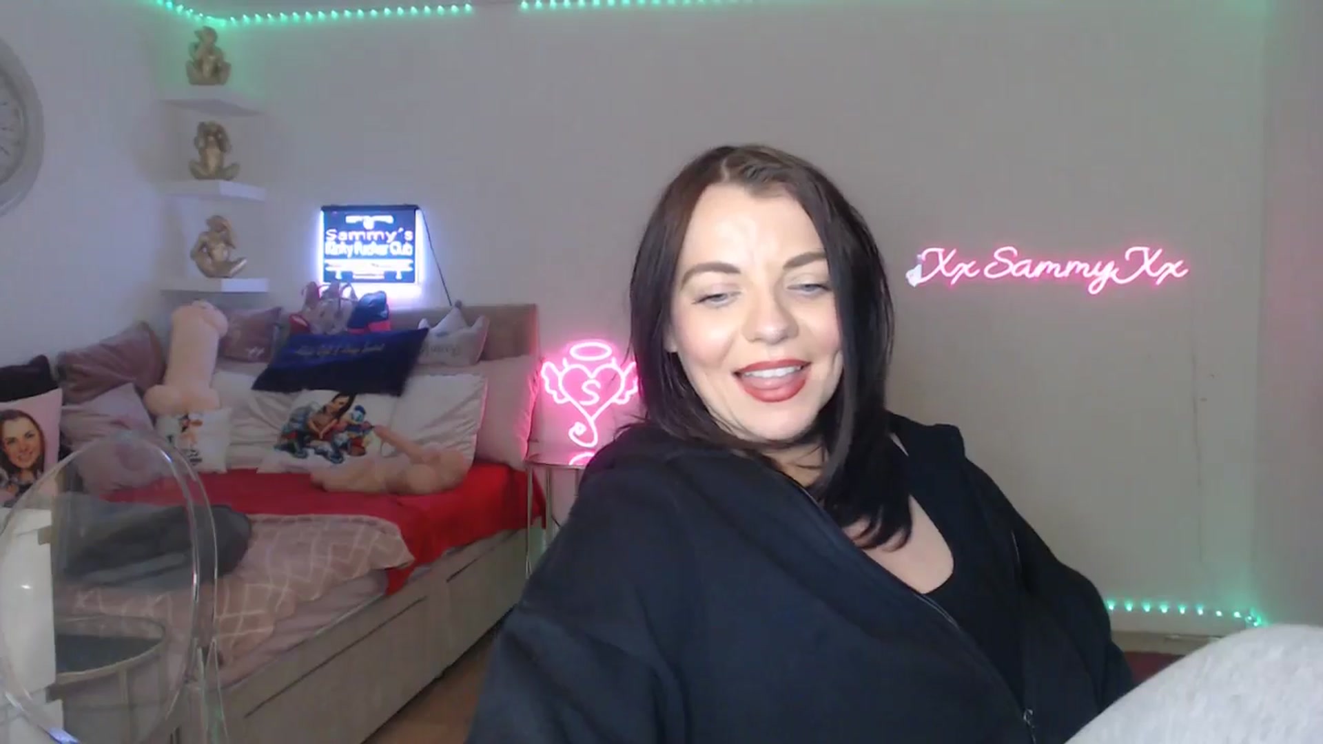 Gallery image thumbnail from innocentSamx's myfreecams stream on, 03/08/2025, 16:46 image 20 of 20