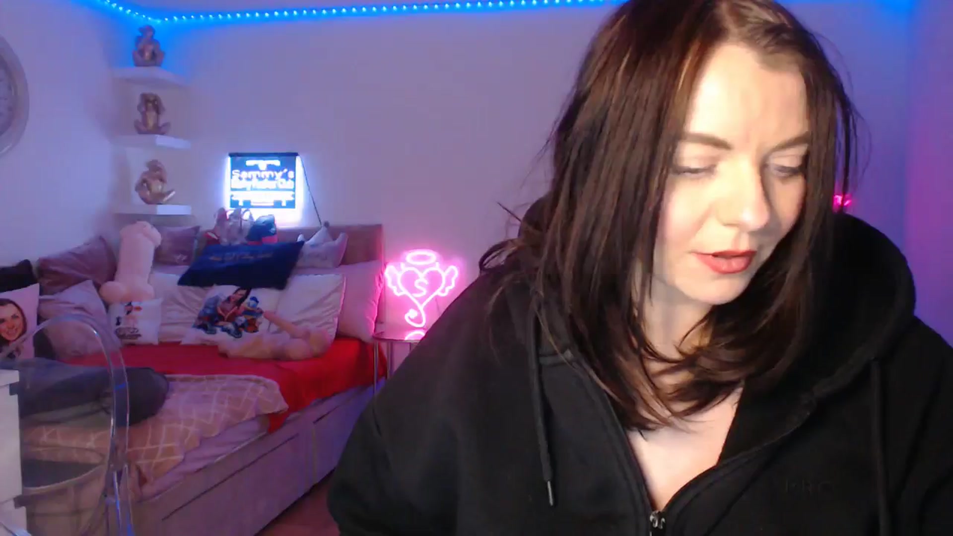 Gallery image thumbnail from innocentSamx's myfreecams stream on, 03/08/2025, 17:57 image 5 of 20