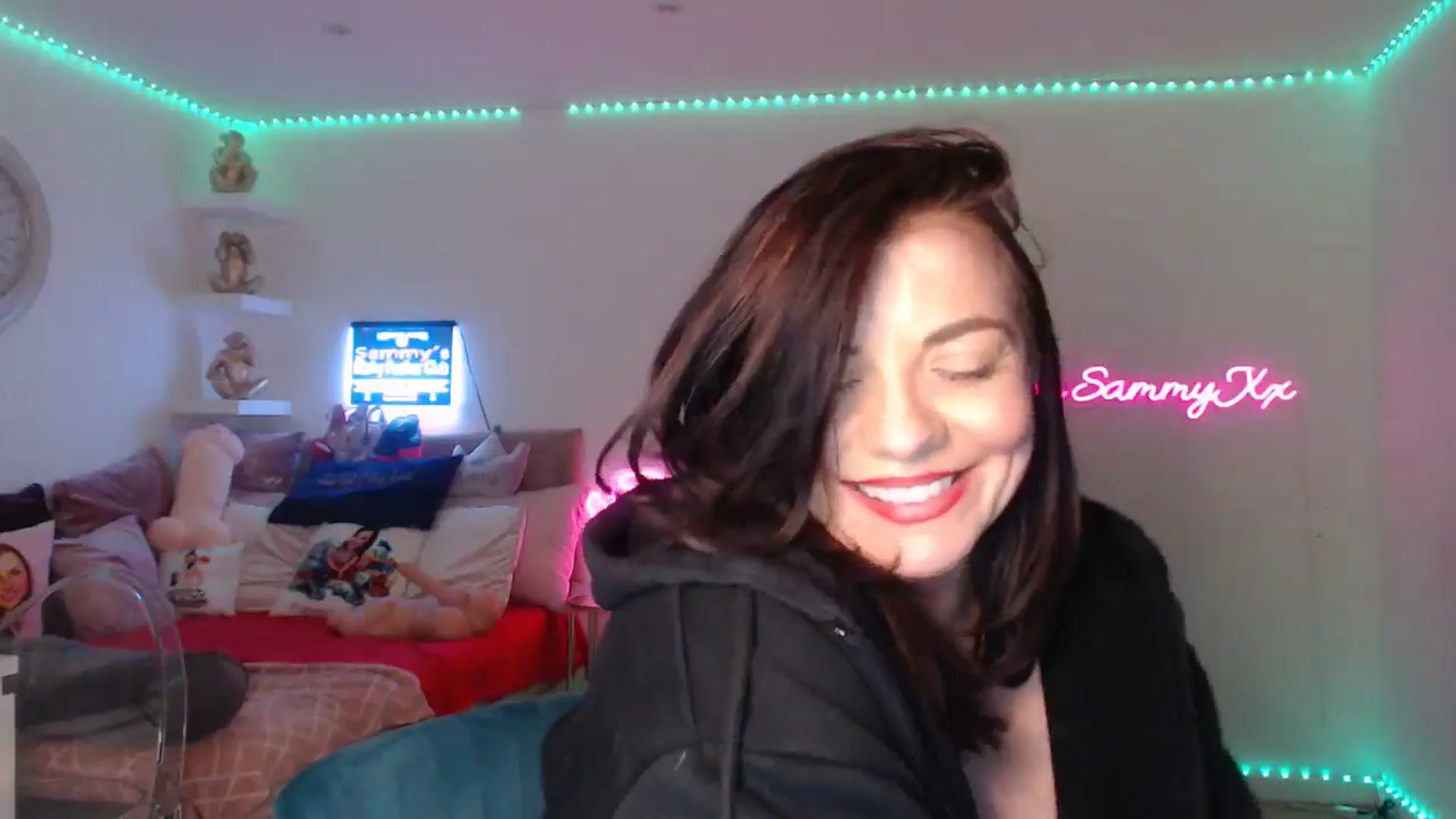 Gallery image thumbnail from innocentSamx's myfreecams stream on, 03/08/2025, 17:57 image 16 of 20