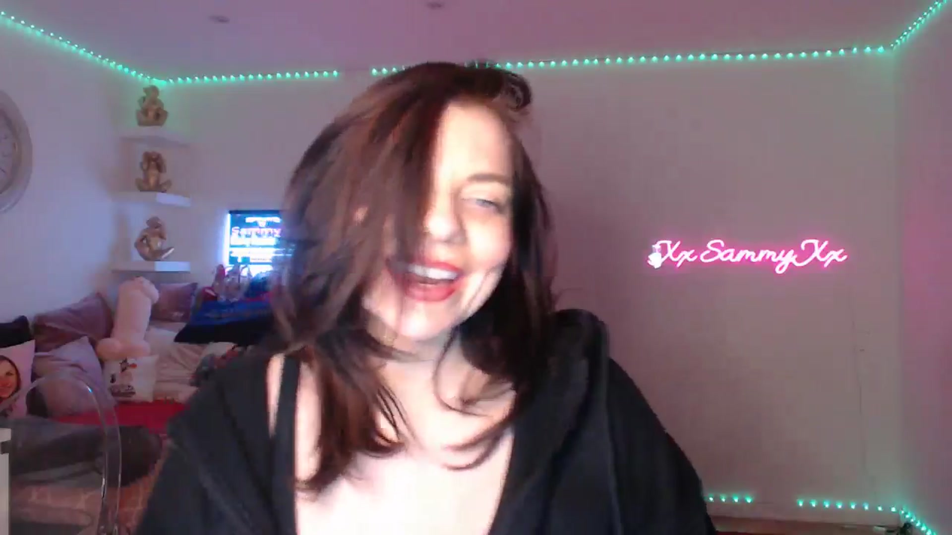 Gallery image thumbnail from innocentSamx's myfreecams stream on, 03/08/2025, 17:57 image 20 of 20