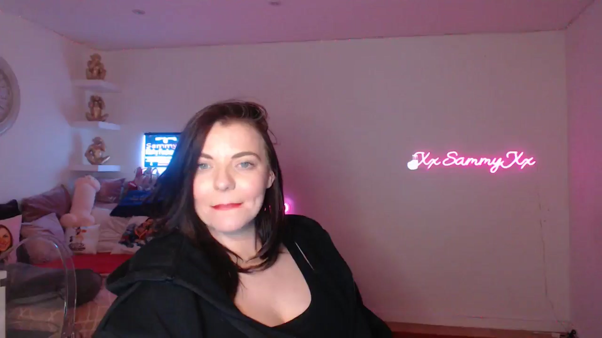 Gallery image thumbnail from innocentSamx's myfreecams stream on, 03/08/2025, 17:57 image 14 of 20