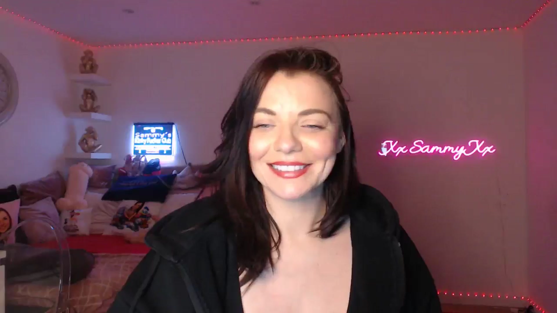 Gallery image thumbnail from innocentSamx's myfreecams stream on, 03/08/2025, 17:57 image 8 of 20