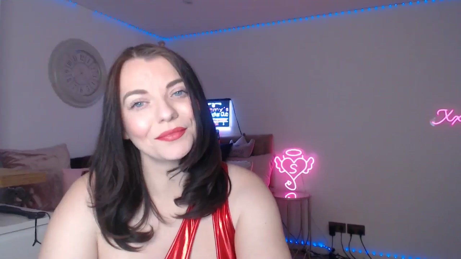 Gallery image thumbnail from innocentSamx's myfreecams stream on, 03/11/2025, 12:25 image 2 of 20