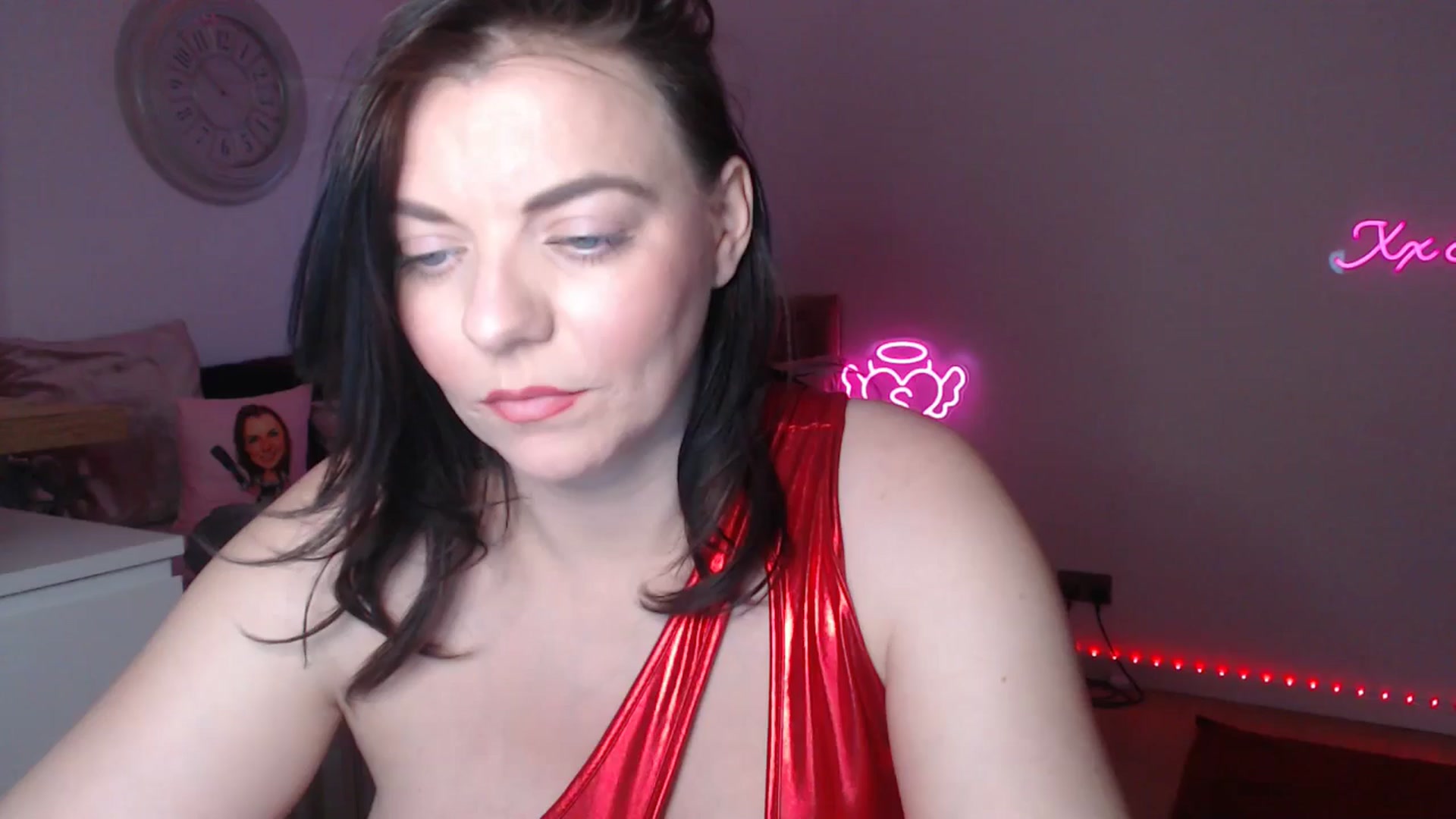 Gallery image thumbnail from innocentSamx's myfreecams stream on, 03/11/2025, 14:46 image 4 of 20
