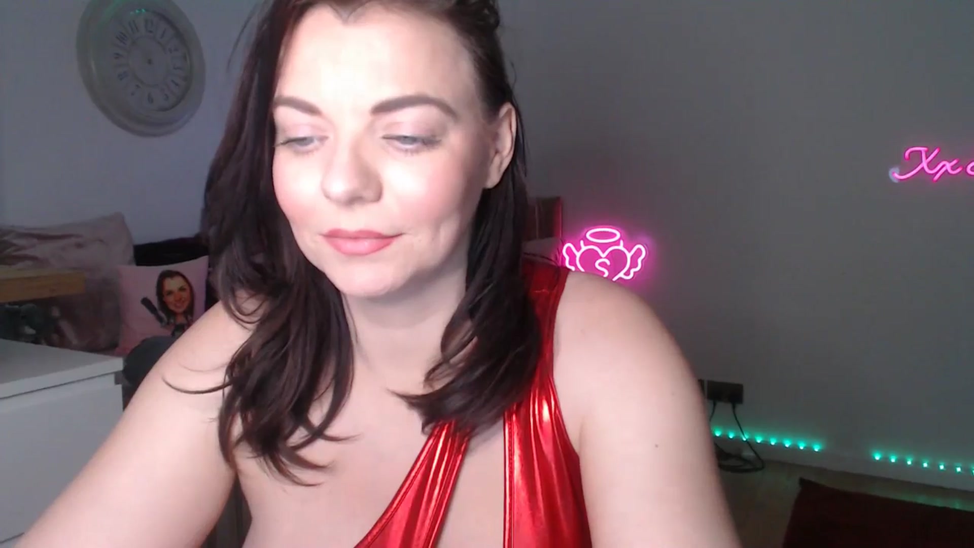 Gallery image thumbnail from innocentSamx's myfreecams stream on, 03/11/2025, 14:46 image 12 of 20