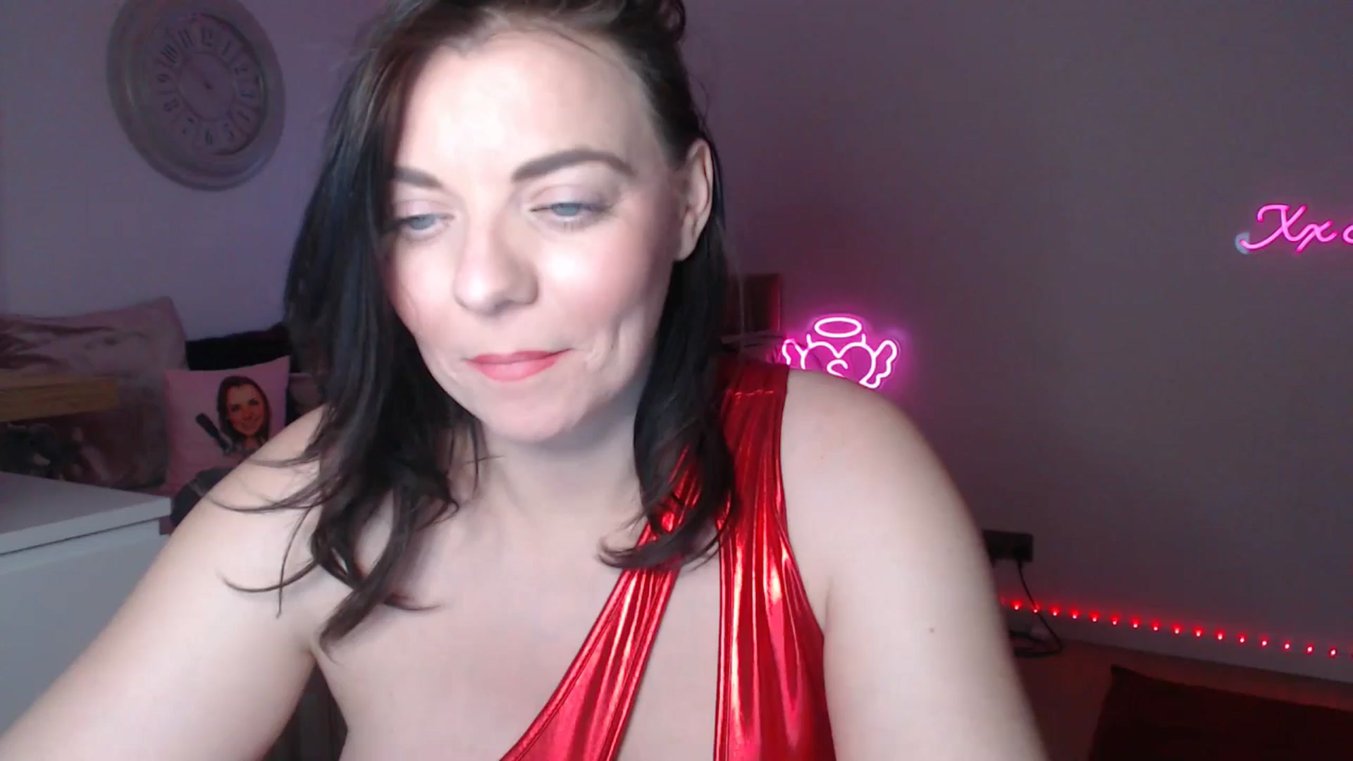 Gallery image thumbnail from innocentSamx's myfreecams stream on, 03/11/2025, 14:46 image 5 of 20
