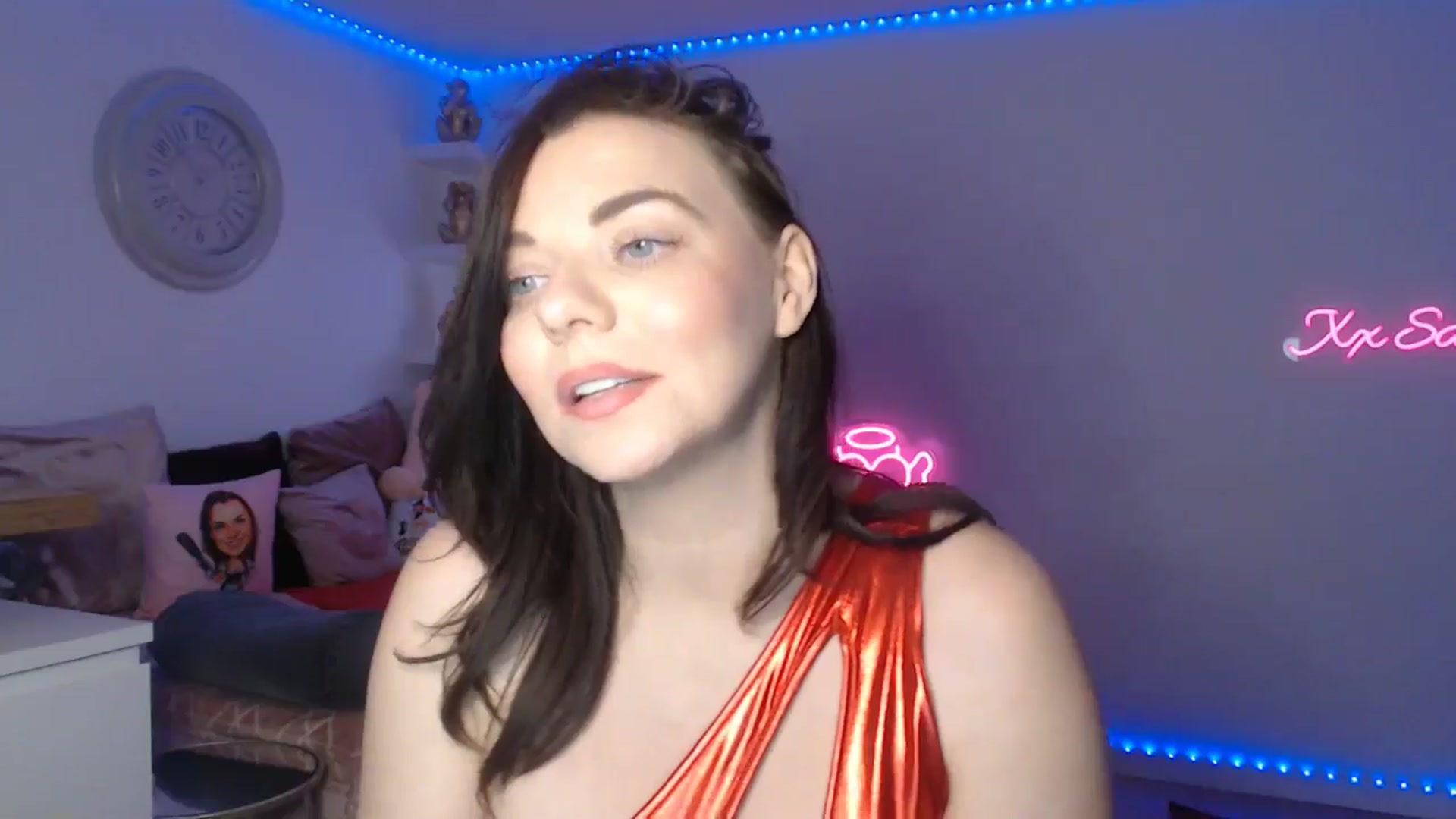 Gallery image thumbnail from innocentSamx's myfreecams stream on, 03/11/2025, 15:16 image 4 of 20