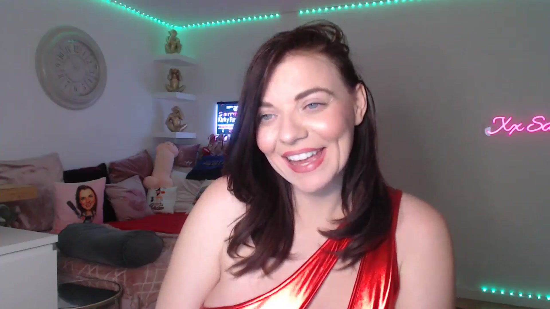 Gallery image thumbnail from innocentSamx's myfreecams stream on, 03/11/2025, 15:16 image 6 of 20