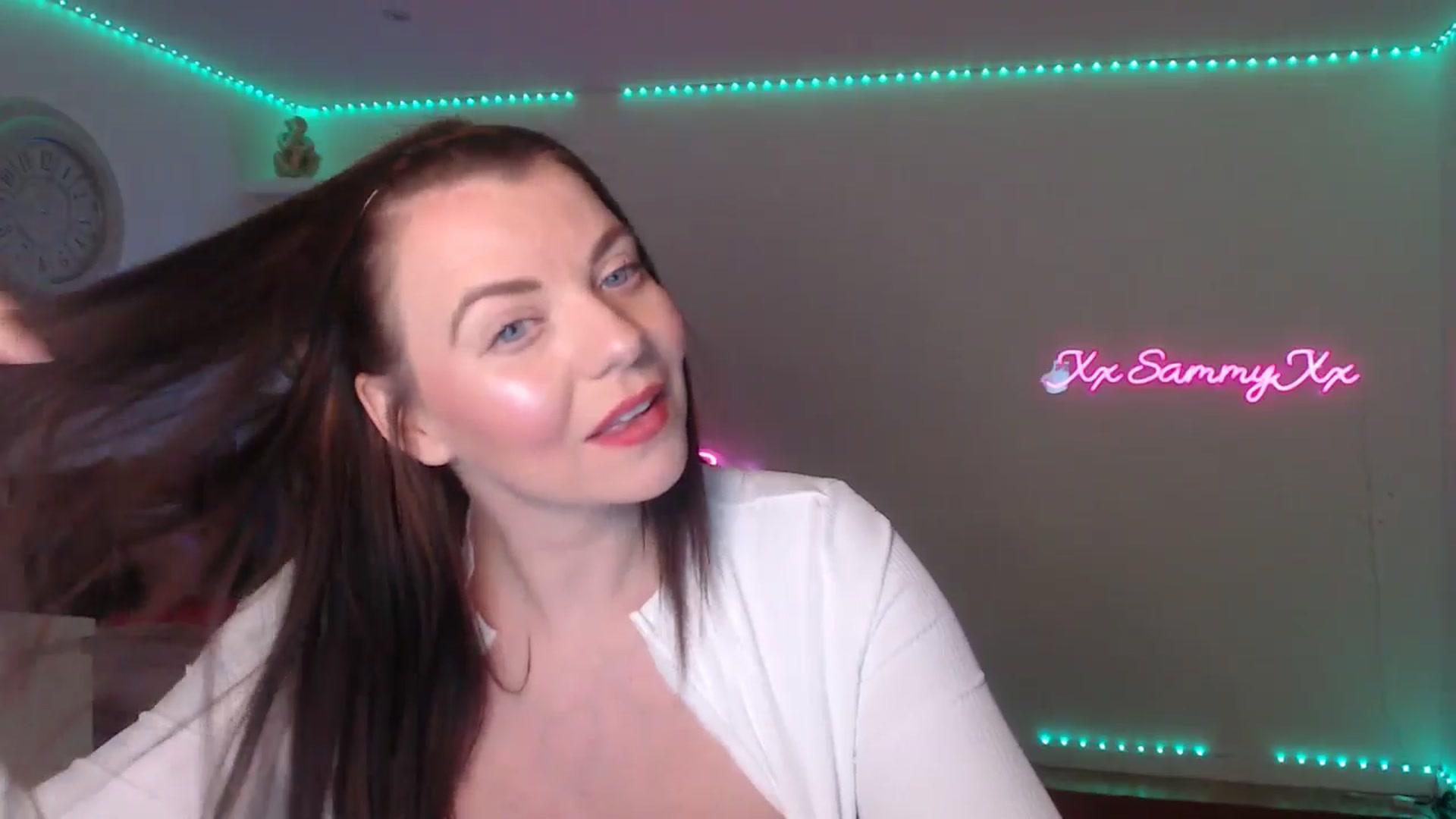 Gallery image thumbnail from innocentSamx's myfreecams stream on, 03/12/2025, 16:45 image 17 of 20