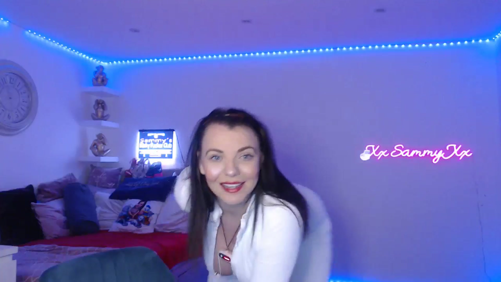 Gallery image thumbnail from innocentSamx's myfreecams stream on, 03/12/2025, 16:45 image 4 of 20