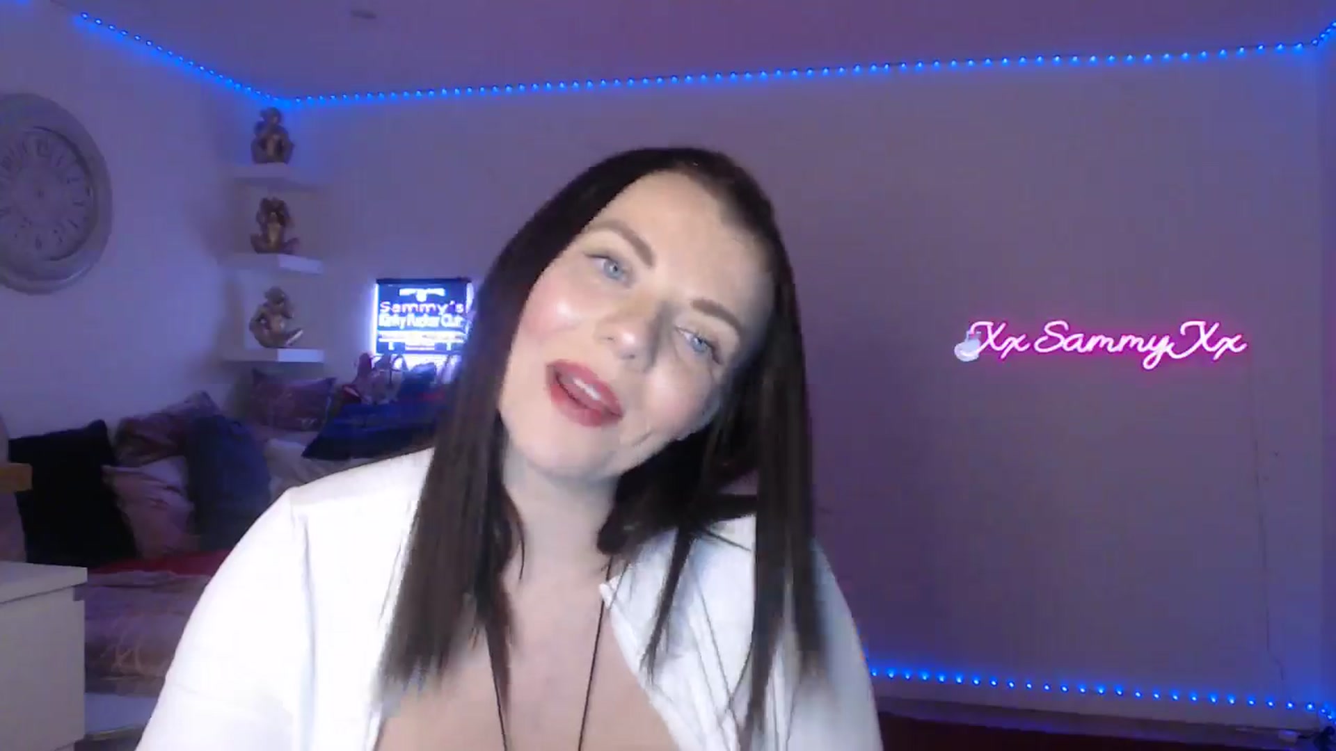 Gallery image thumbnail from innocentSamx's myfreecams stream on, 03/12/2025, 16:45 image 19 of 20