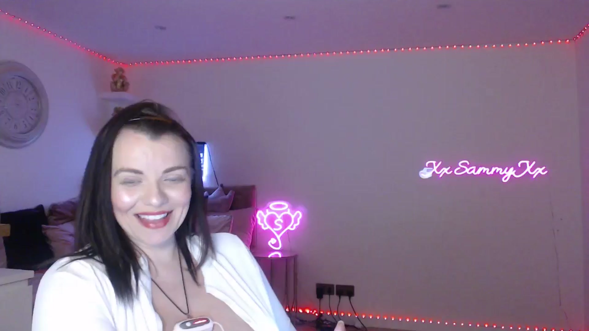 Gallery image thumbnail from innocentSamx's myfreecams stream on, 03/12/2025, 16:45 image 8 of 20