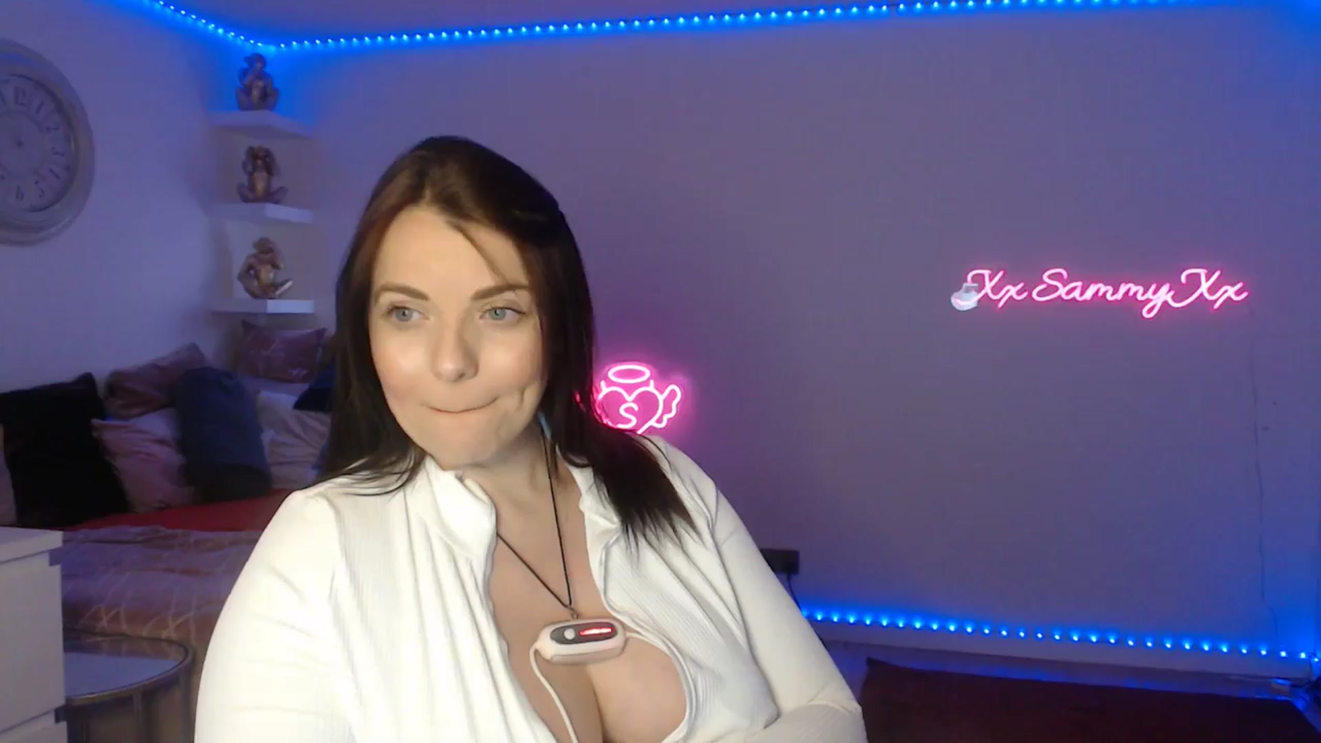 Gallery image thumbnail from innocentSamx's myfreecams stream on, 03/12/2025, 16:45 image 3 of 20