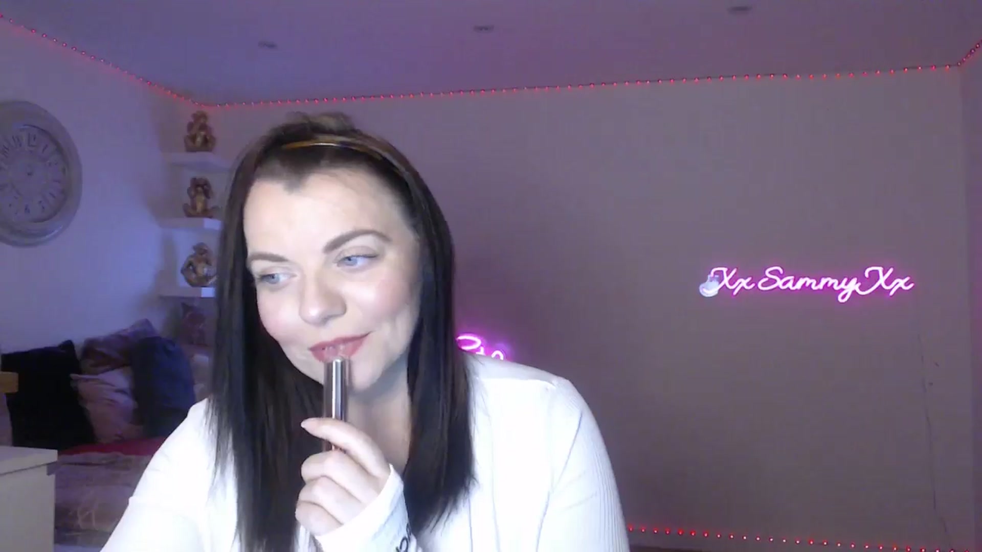 Gallery image thumbnail from innocentSamx's myfreecams stream on, 03/12/2025, 16:45 image 15 of 20