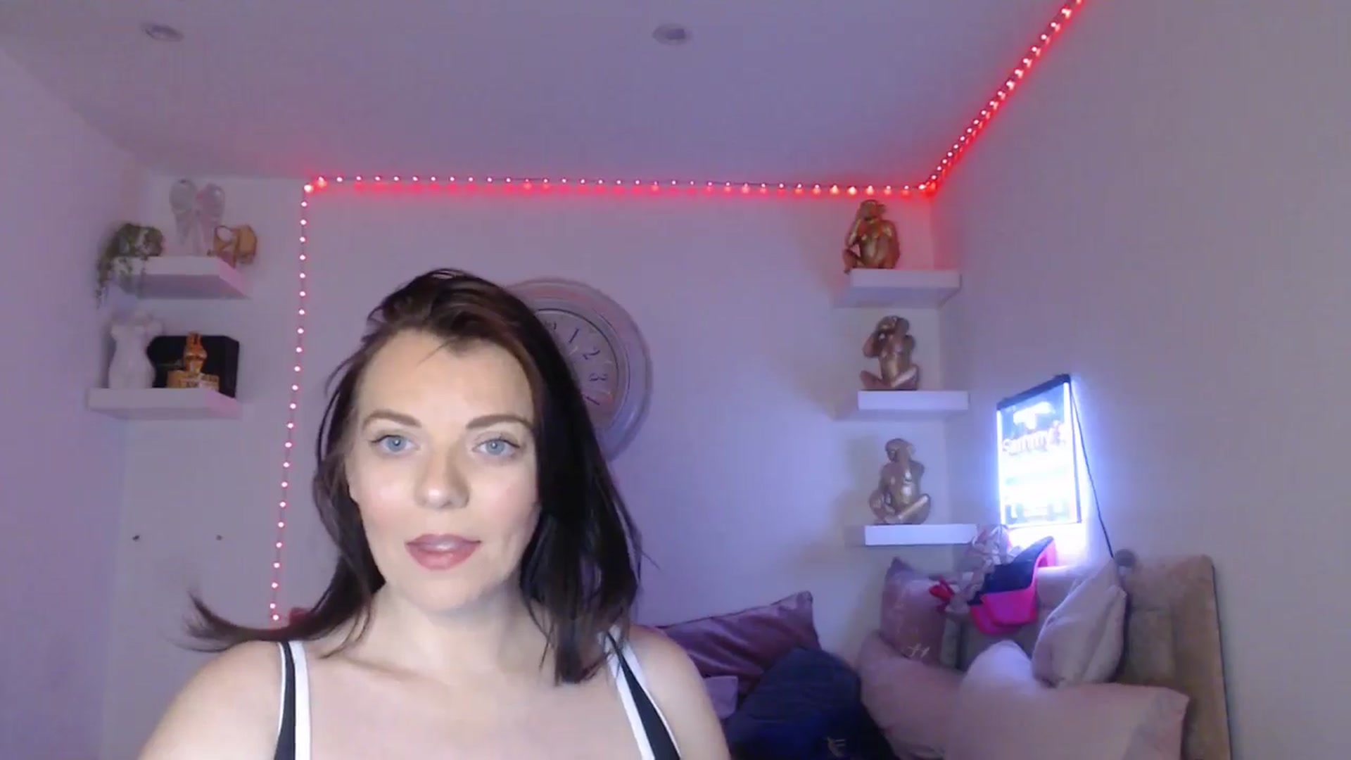 Gallery image thumbnail from innocentSamx's myfreecams stream on, 03/15/2025, 14:21 image 20 of 20