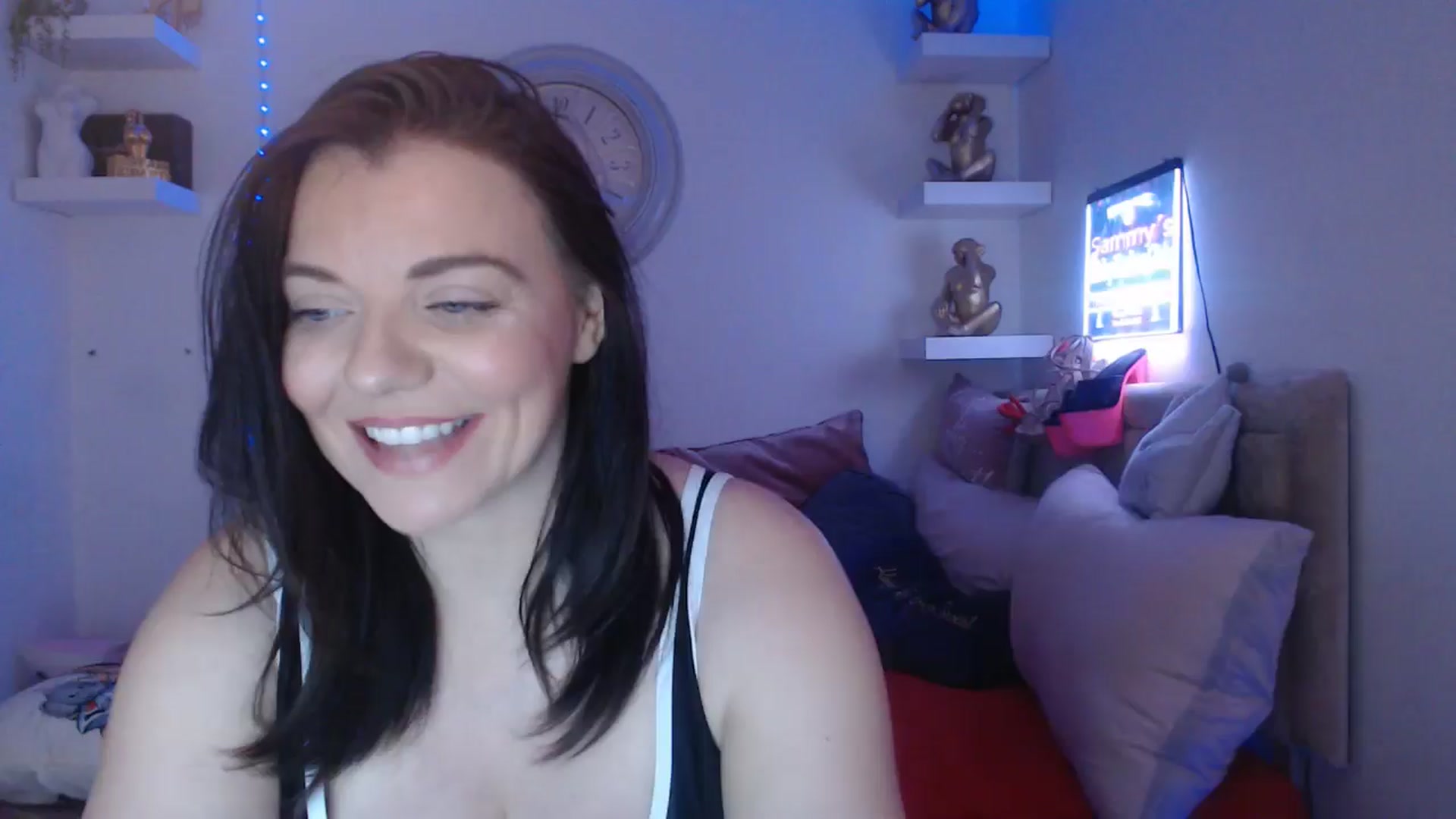 Gallery image thumbnail from innocentSamx's myfreecams stream on, 03/15/2025, 15:50 image 7 of 20