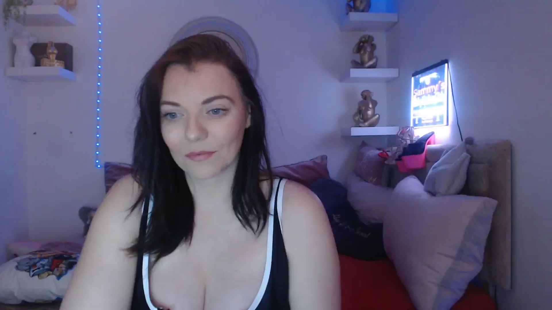 Gallery image thumbnail from innocentSamx's myfreecams stream on, 03/15/2025, 15:50 image 20 of 20