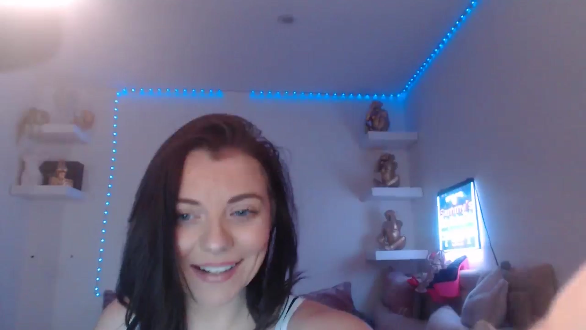 Gallery image thumbnail from innocentSamx's myfreecams stream on, 03/15/2025, 16:30 image 3 of 20