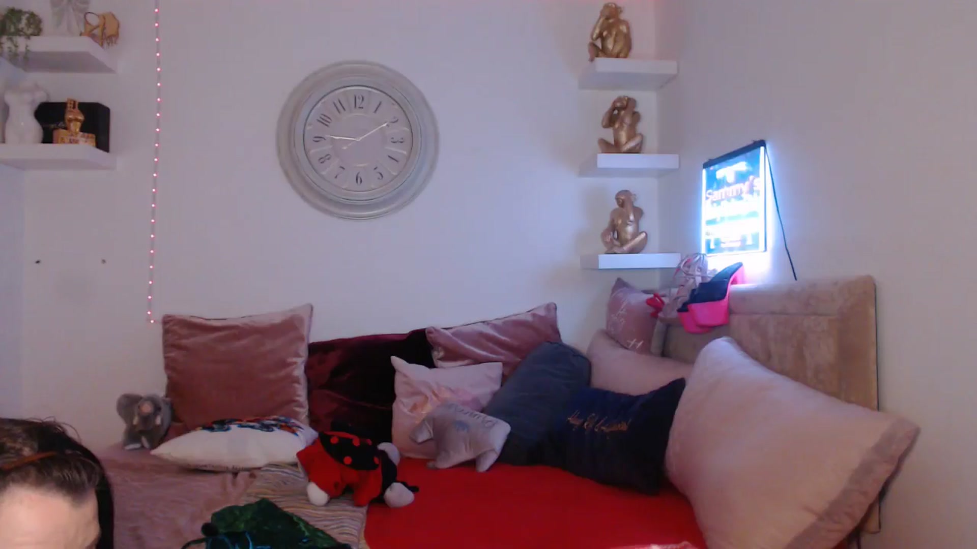 Gallery image thumbnail from innocentSamx's myfreecams stream on, 03/17/2025, 13:45 image 12 of 20