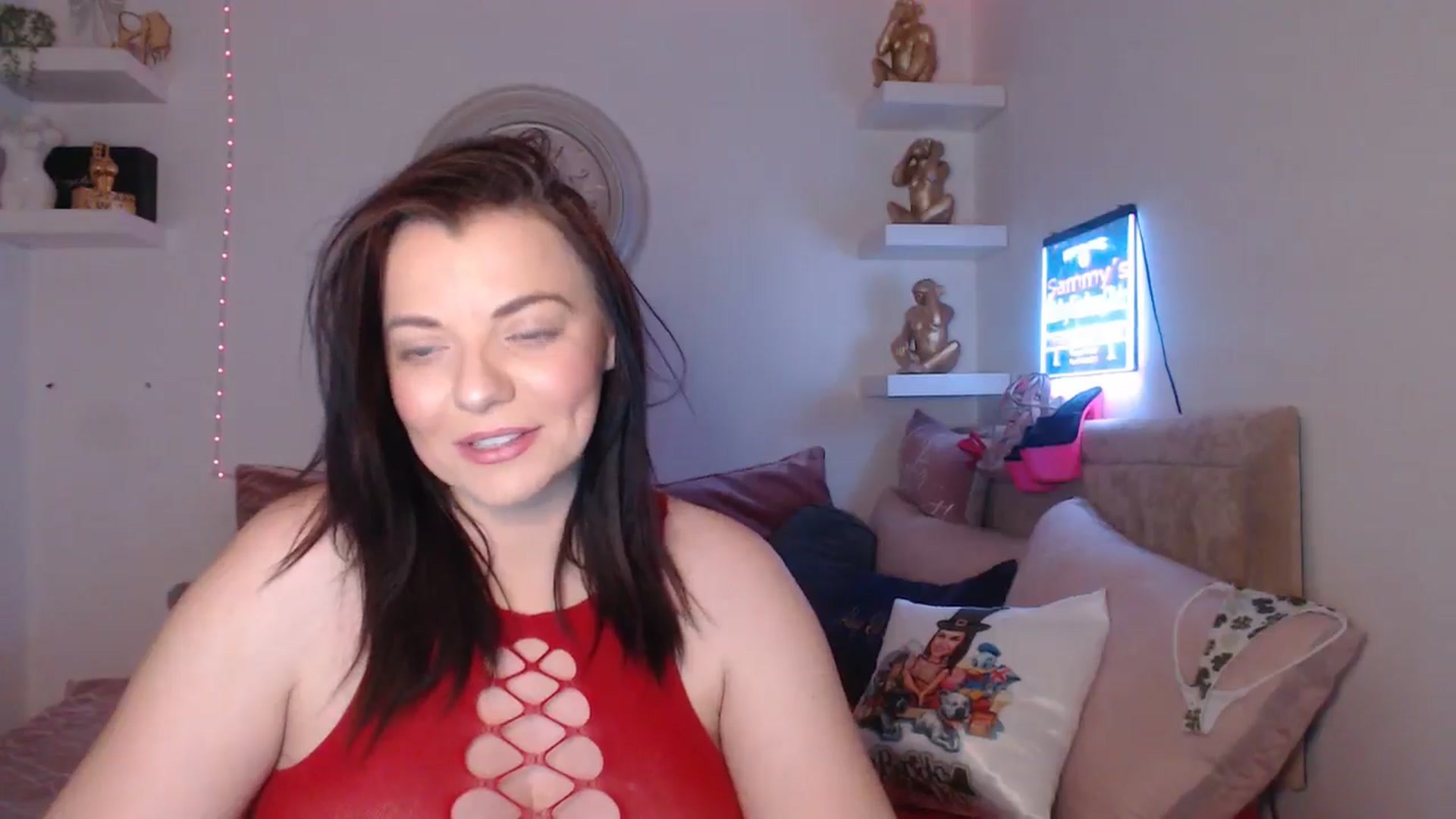 Gallery image thumbnail from innocentSamx's myfreecams stream on, 03/17/2025, 14:15 image 14 of 20