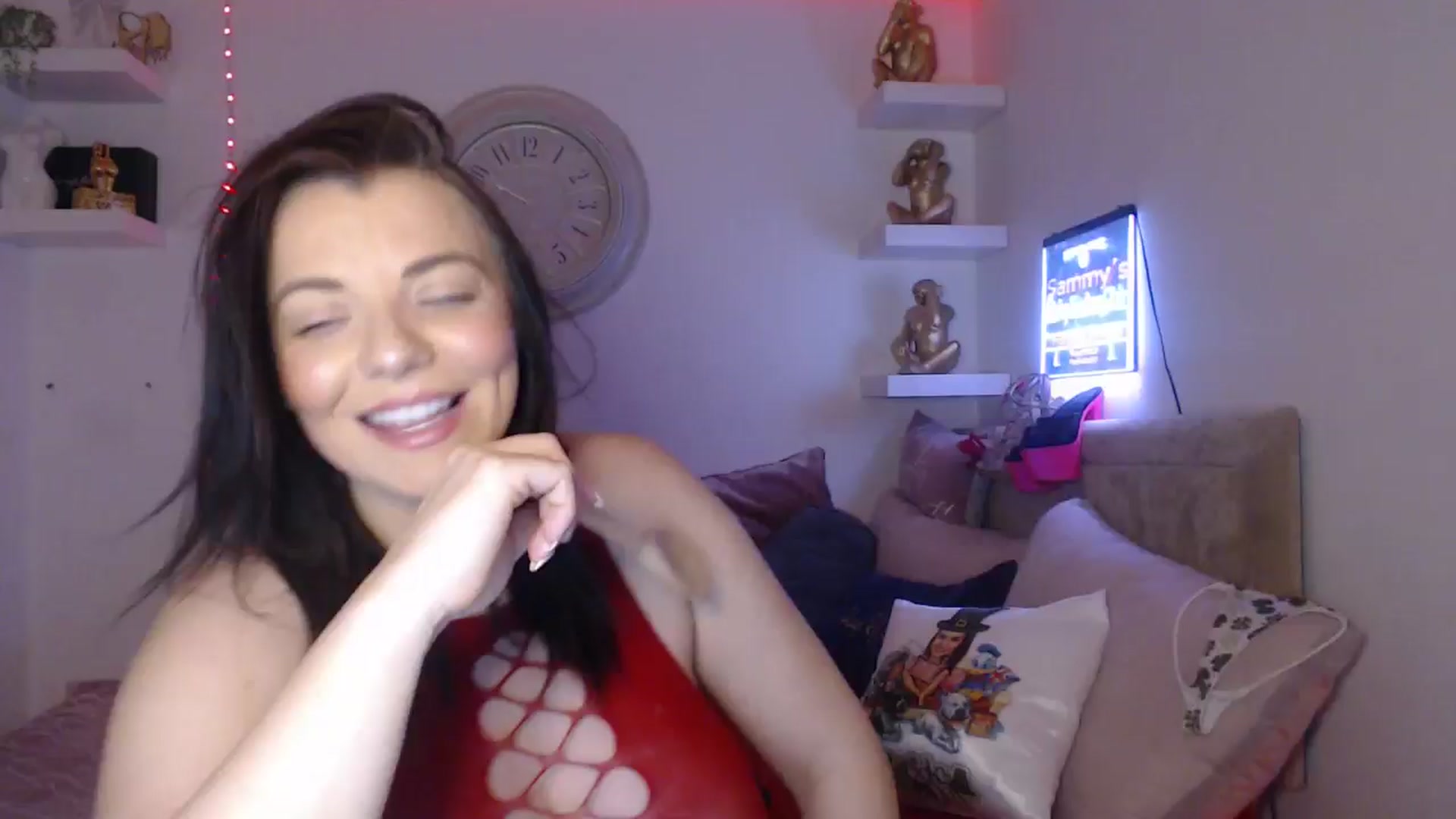 Gallery image thumbnail from innocentSamx's myfreecams stream on, 03/17/2025, 14:15 image 19 of 20