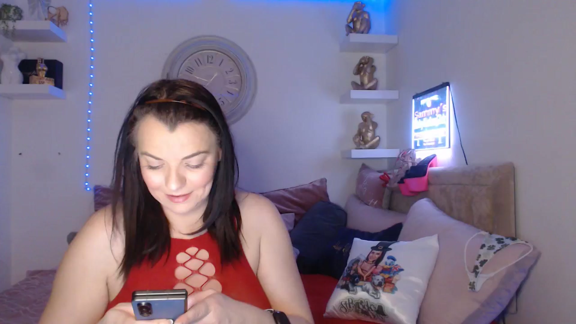 Gallery image thumbnail from innocentSamx's myfreecams stream on, 03/17/2025, 14:15 image 1 of 20
