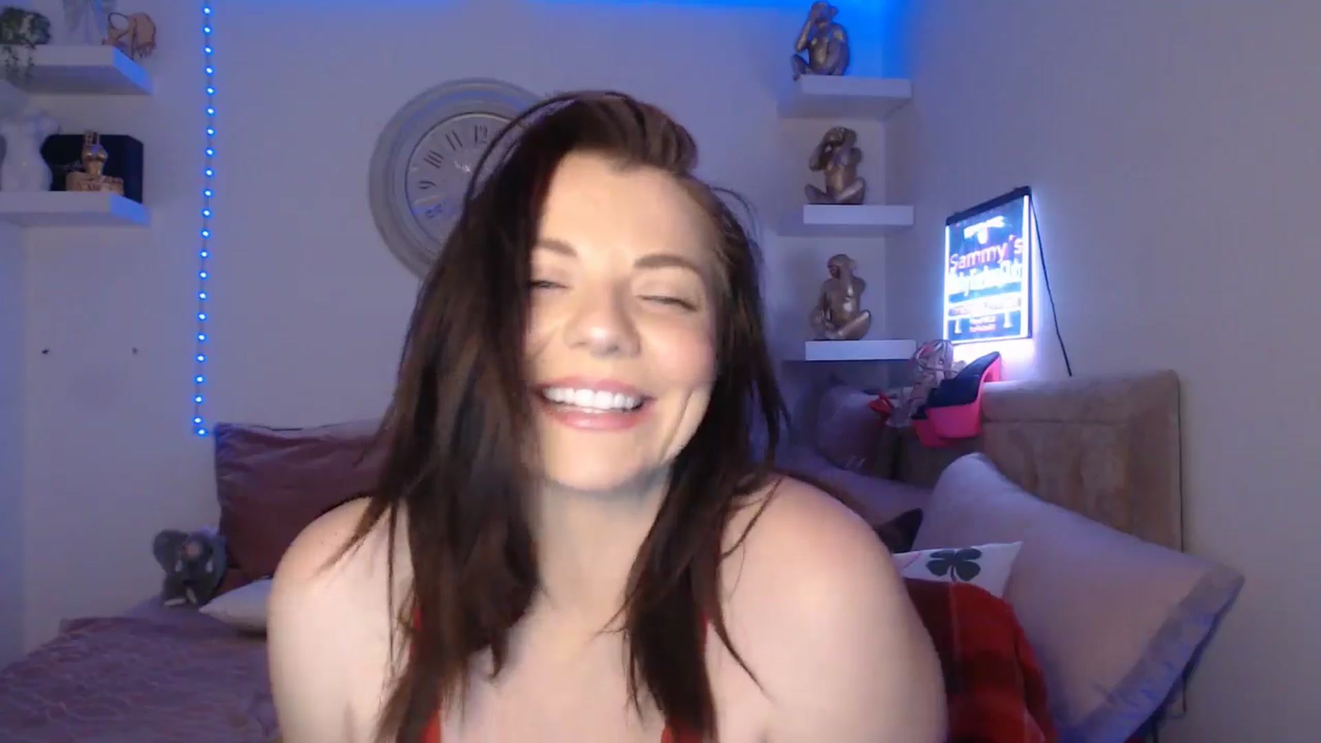 Gallery image thumbnail from innocentSamx's myfreecams stream on, 03/17/2025, 14:43 image 13 of 20