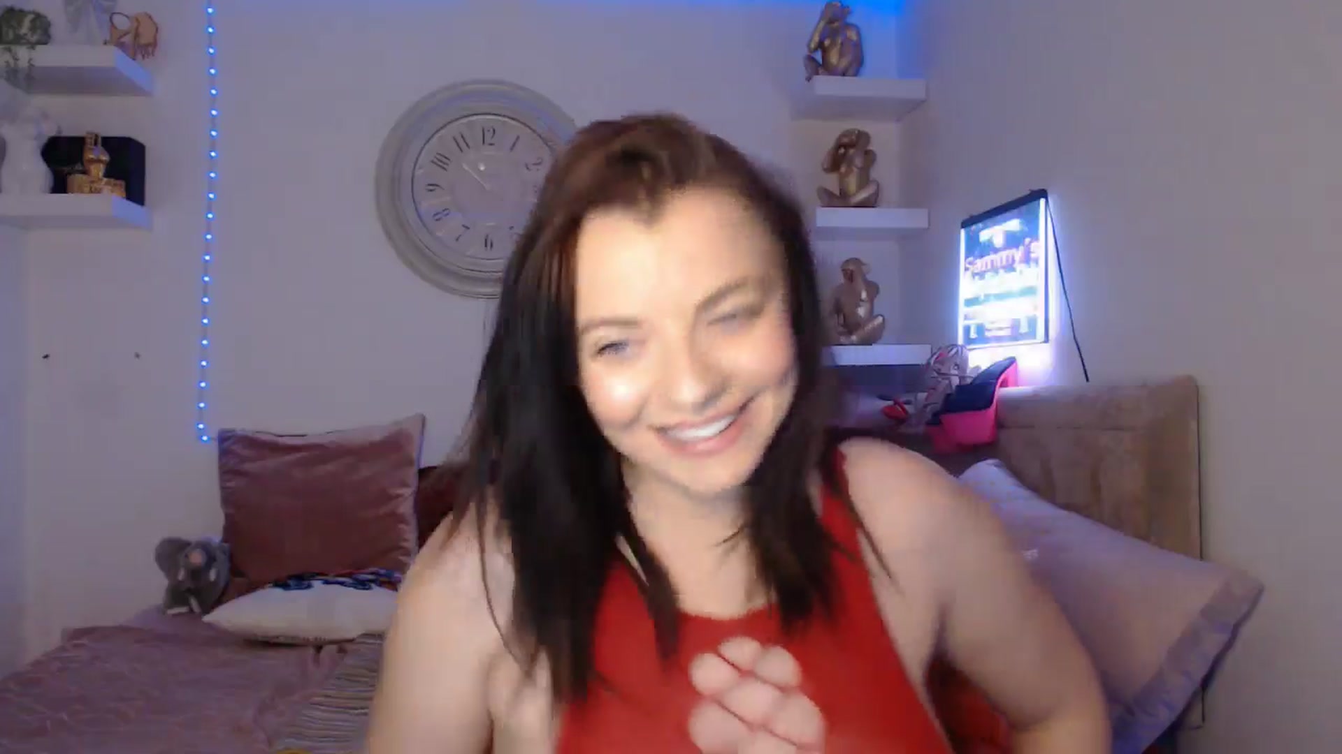 Gallery image thumbnail from innocentSamx's myfreecams stream on, 03/17/2025, 14:43 image 18 of 20