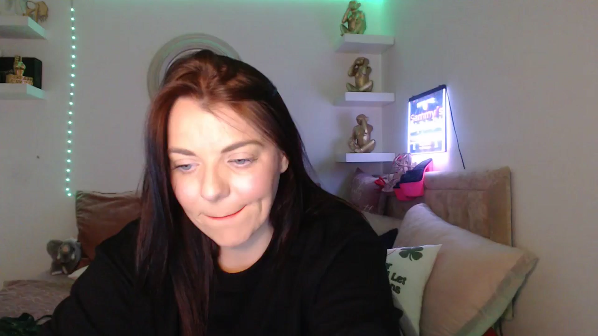 Gallery image thumbnail from innocentSamx's myfreecams stream on, 03/18/2025, 20:35 image 15 of 20