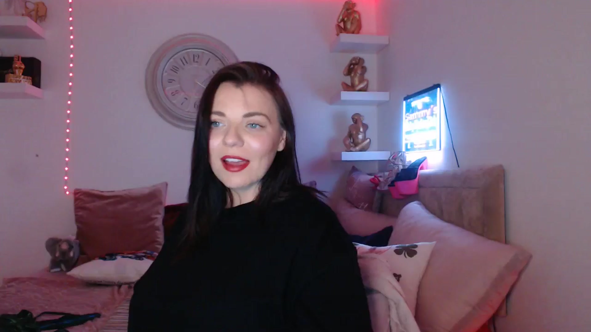 Gallery image thumbnail from innocentSamx's myfreecams stream on, 03/18/2025, 20:35 image 9 of 20