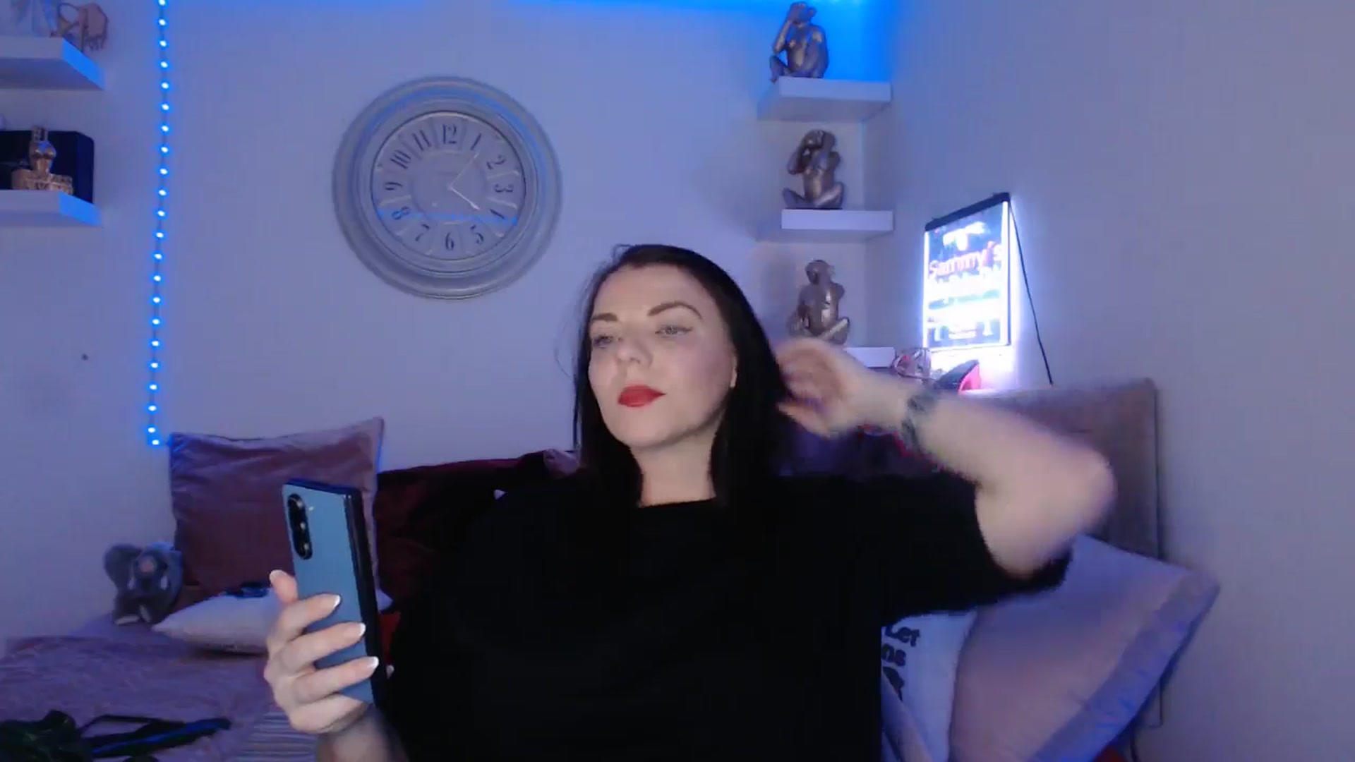 Gallery image thumbnail from innocentSamx's myfreecams stream on, 03/18/2025, 20:35 image 12 of 20