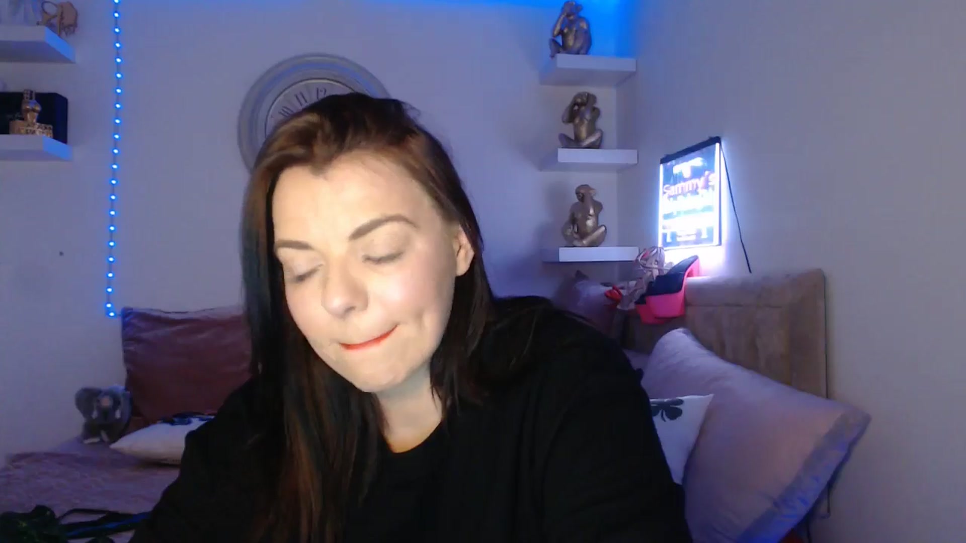 Gallery image thumbnail from innocentSamx's myfreecams stream on, 03/18/2025, 20:35 image 19 of 20