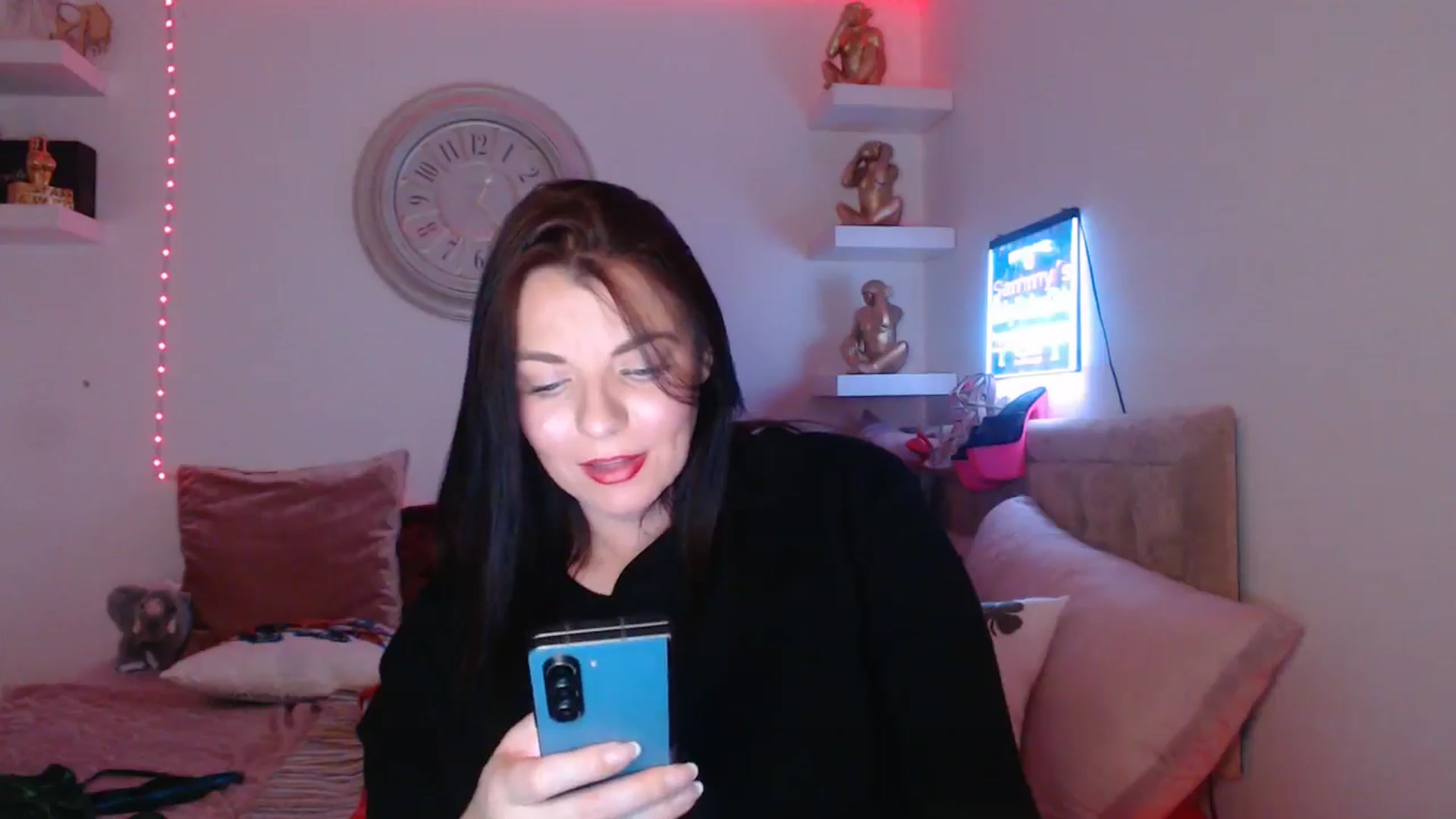 Gallery image thumbnail from innocentSamx's myfreecams stream on, 03/18/2025, 20:57 image 7 of 20