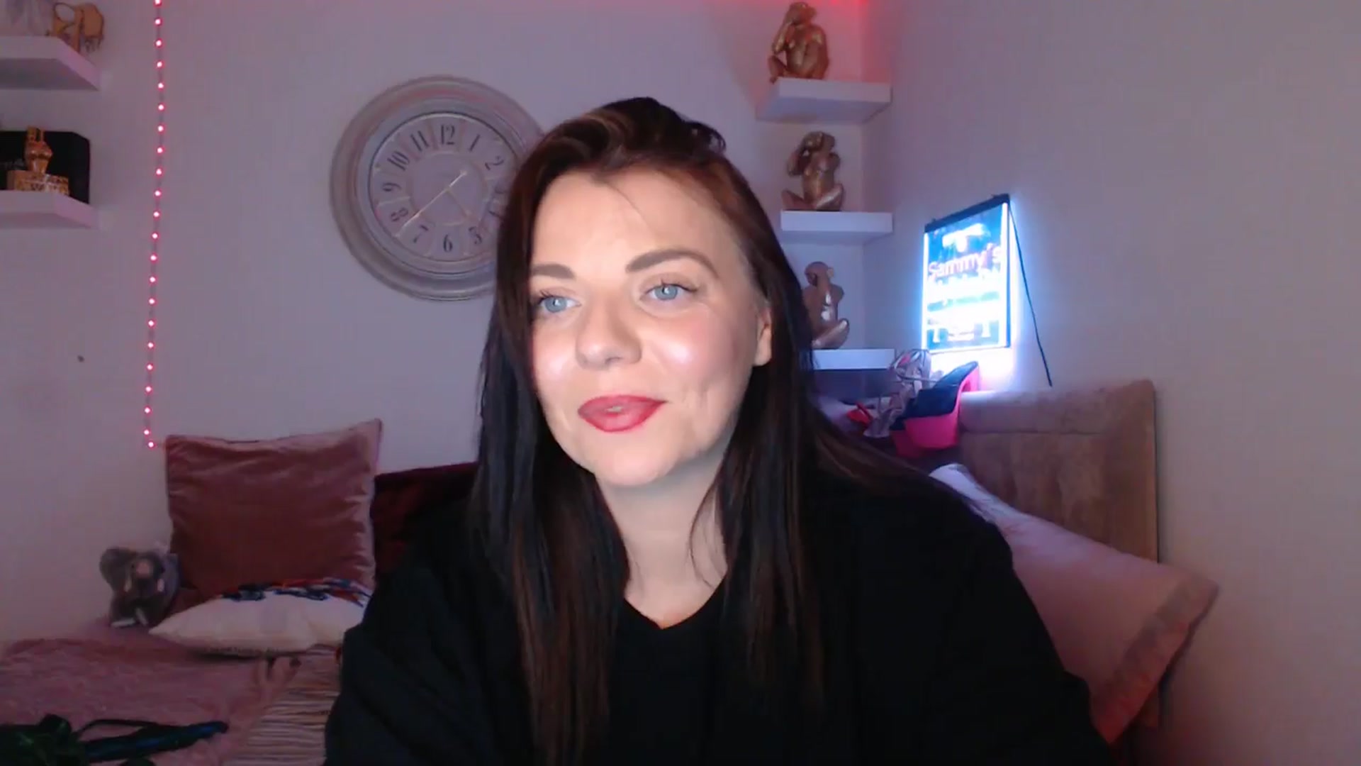Gallery image thumbnail from innocentSamx's myfreecams stream on, 03/18/2025, 20:57 image 13 of 20