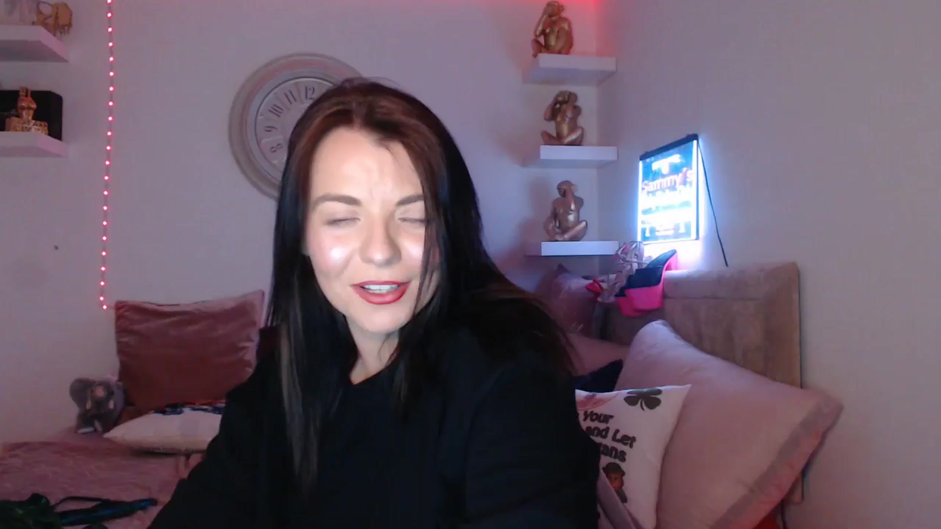 Gallery image thumbnail from innocentSamx's myfreecams stream on, 03/18/2025, 20:57 image 11 of 20
