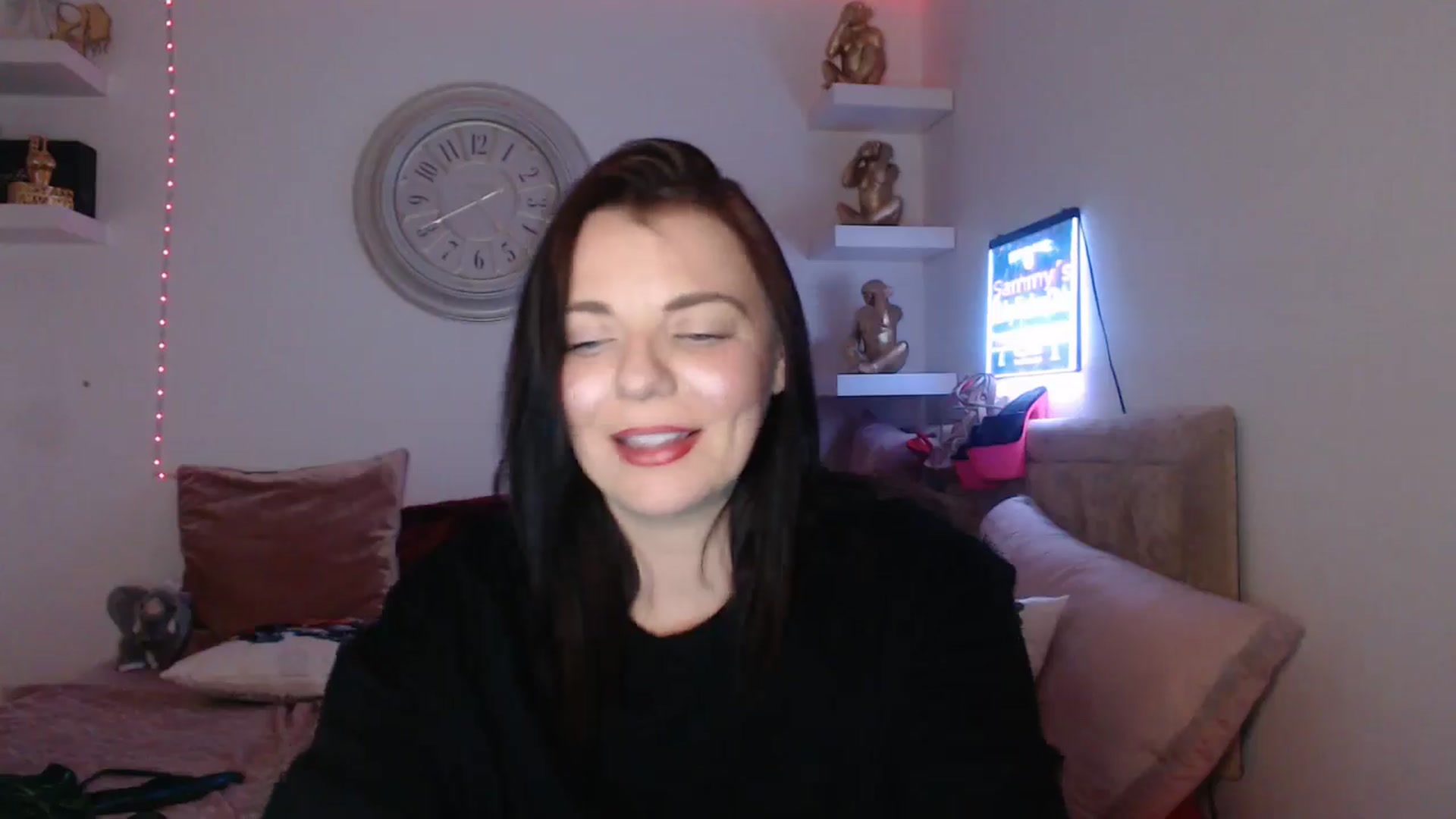 Gallery image thumbnail from innocentSamx's myfreecams stream on, 03/18/2025, 20:57 image 17 of 20