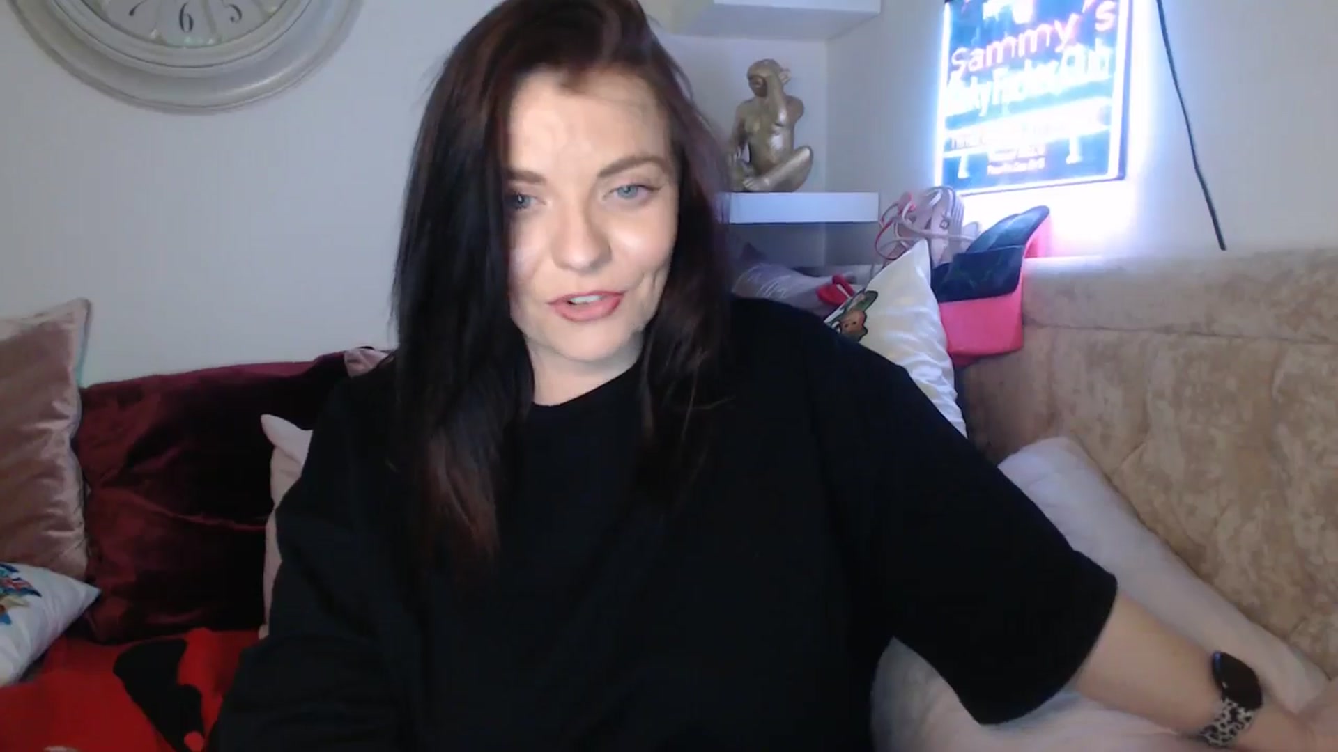 Gallery image thumbnail from innocentSamx's myfreecams stream on, 03/18/2025, 22:33 image 9 of 20